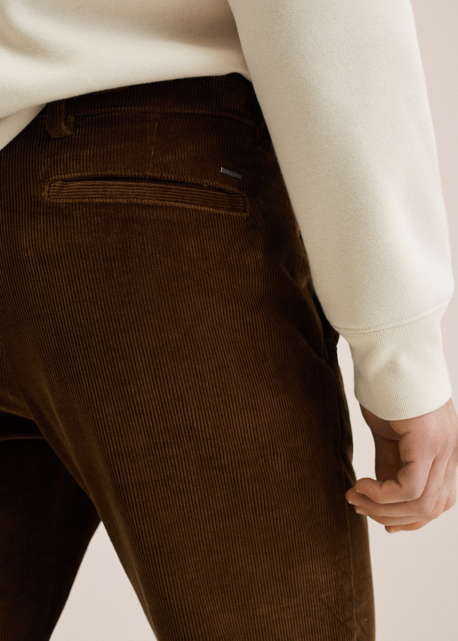 Pantalón tapered crop pana - Detalle del artículo 3