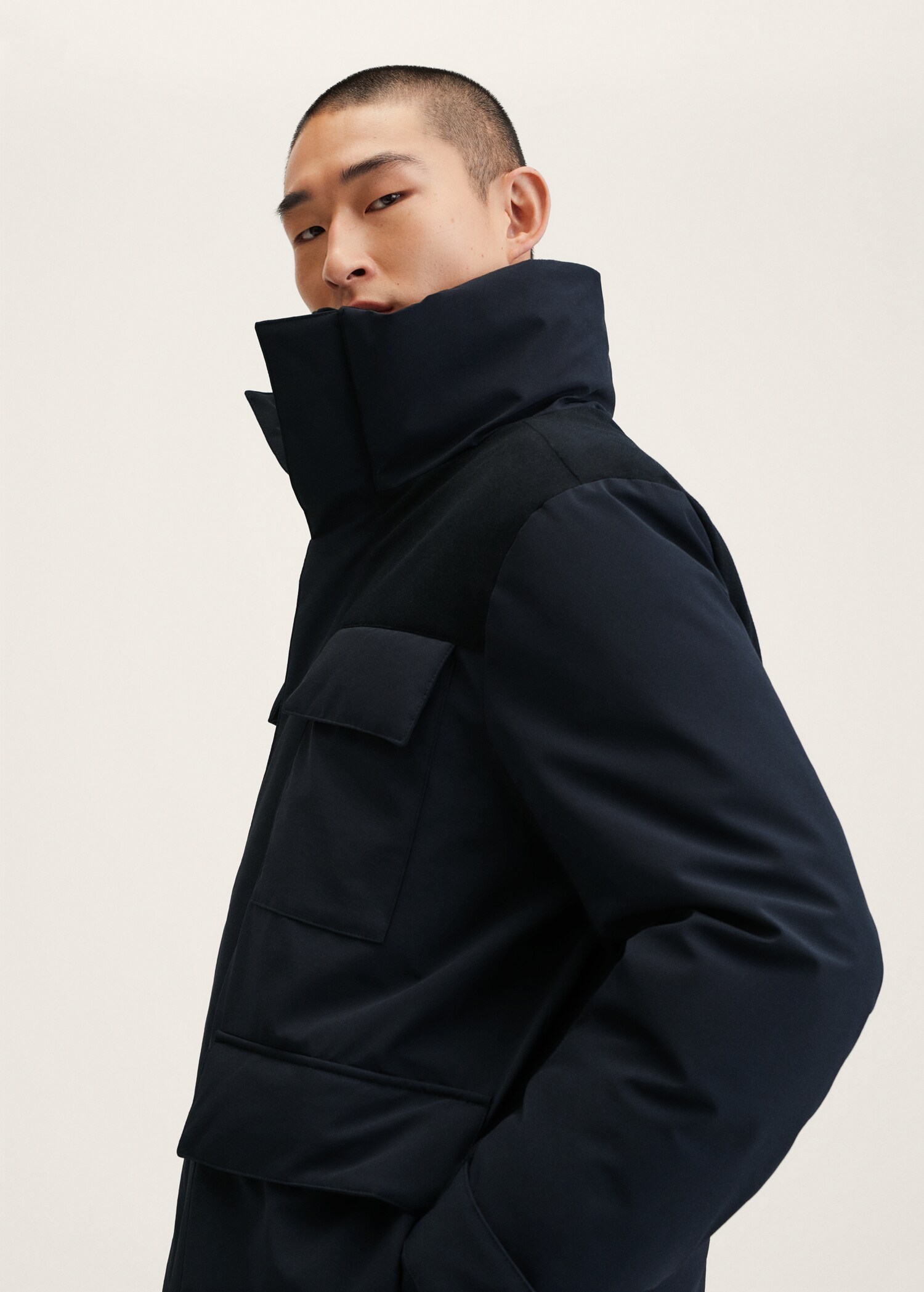 Contrast panel parka - Details of the article 1