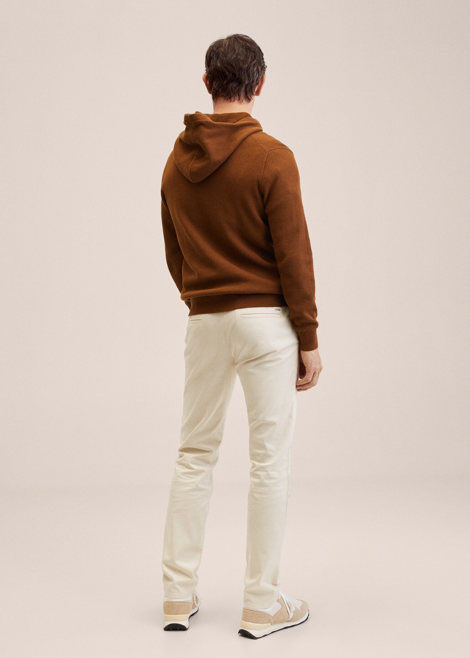 Slim Fit Twill-Chinohose - Rückseite des Artikels