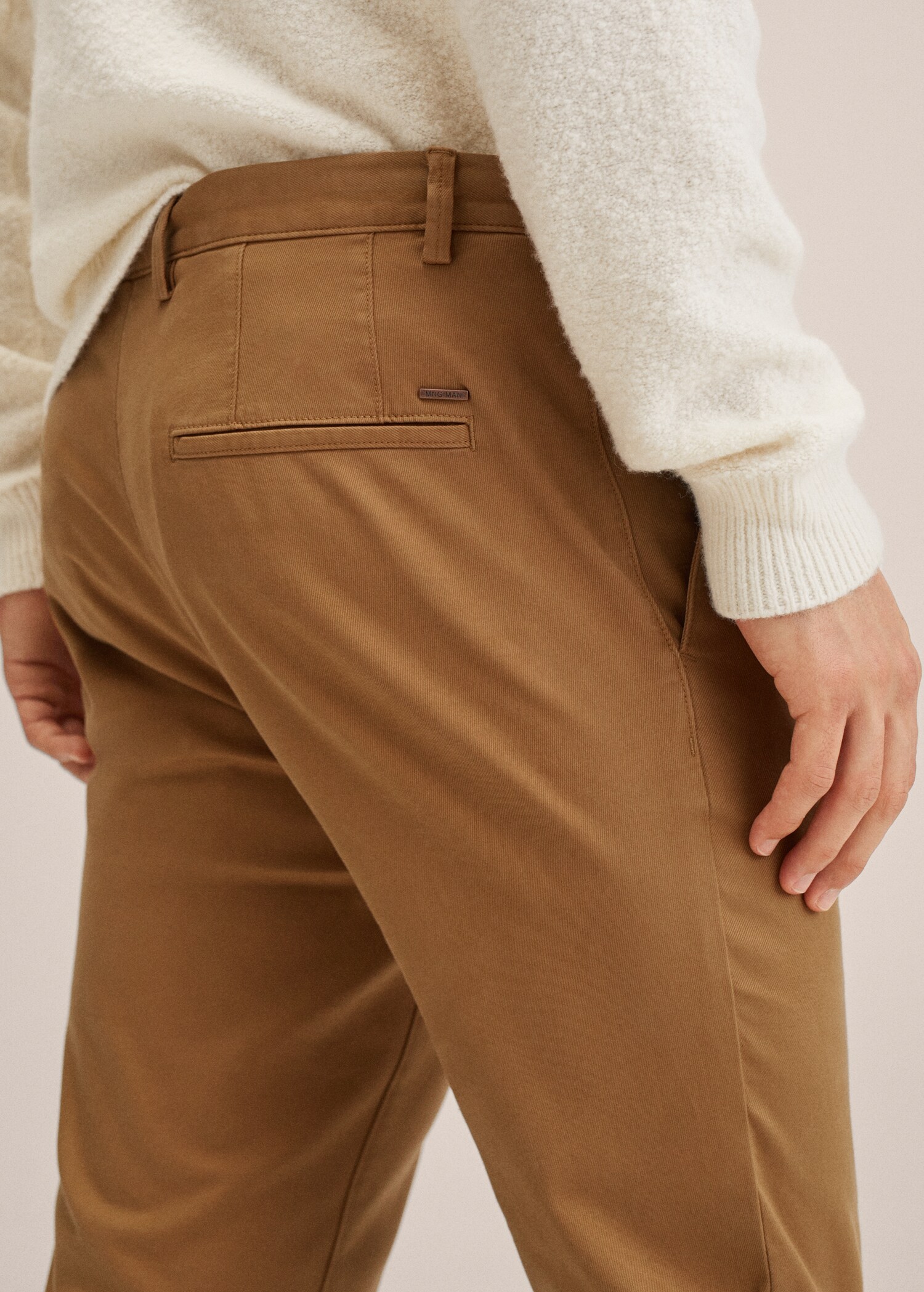 Slim Fit Twill-Chinohose - Detail des Artikels 3