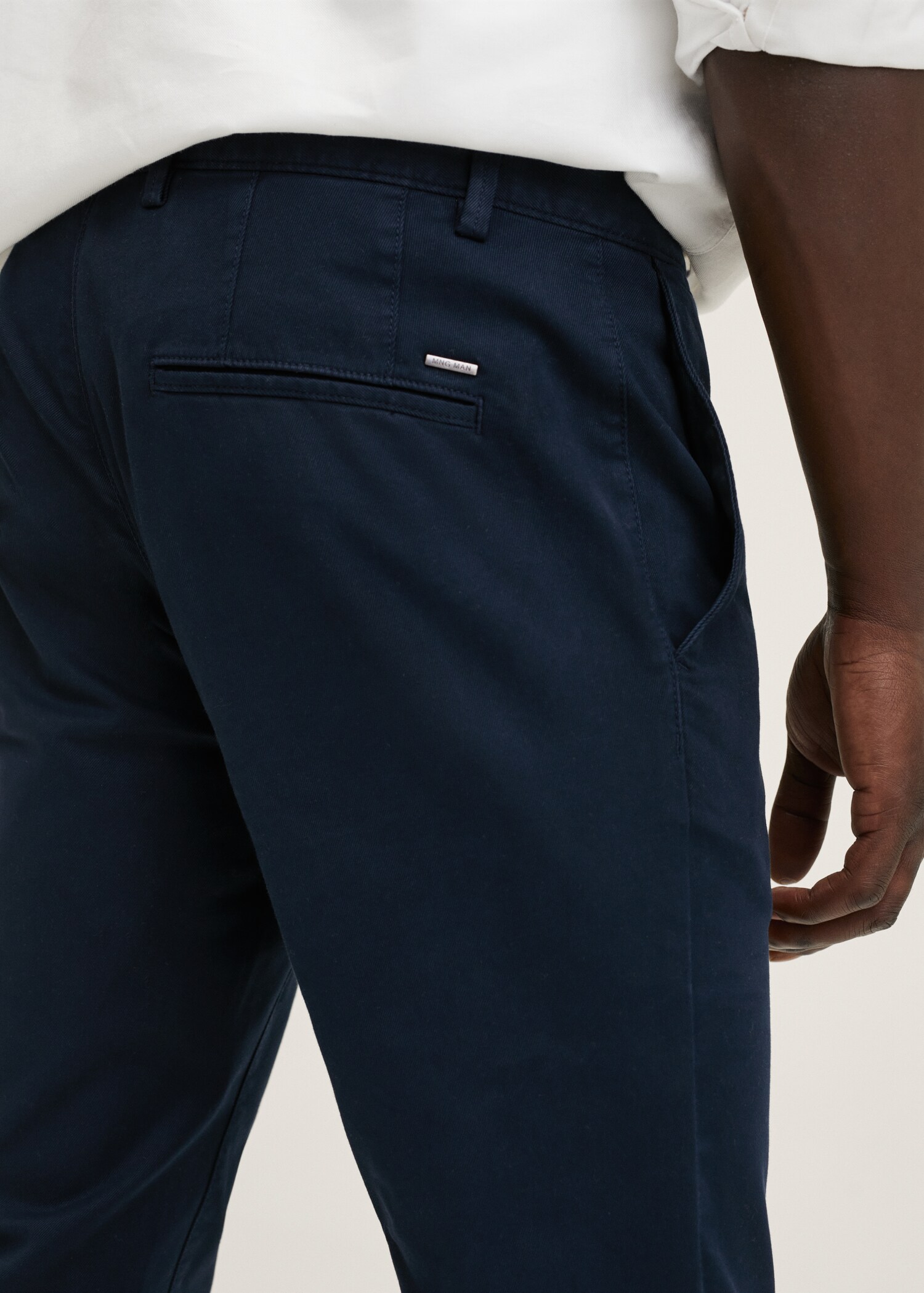 Slim fit serge chino trousers - Details of the article 2