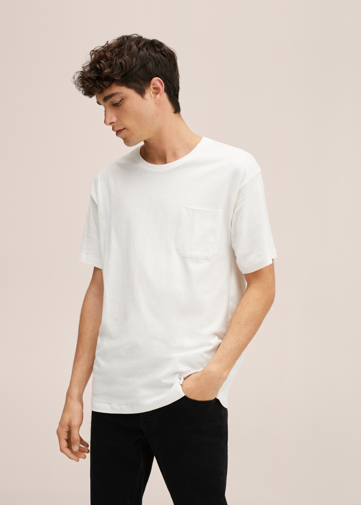 Baumwoll-T-Shirt mit Tasche - Mittlere Ansicht