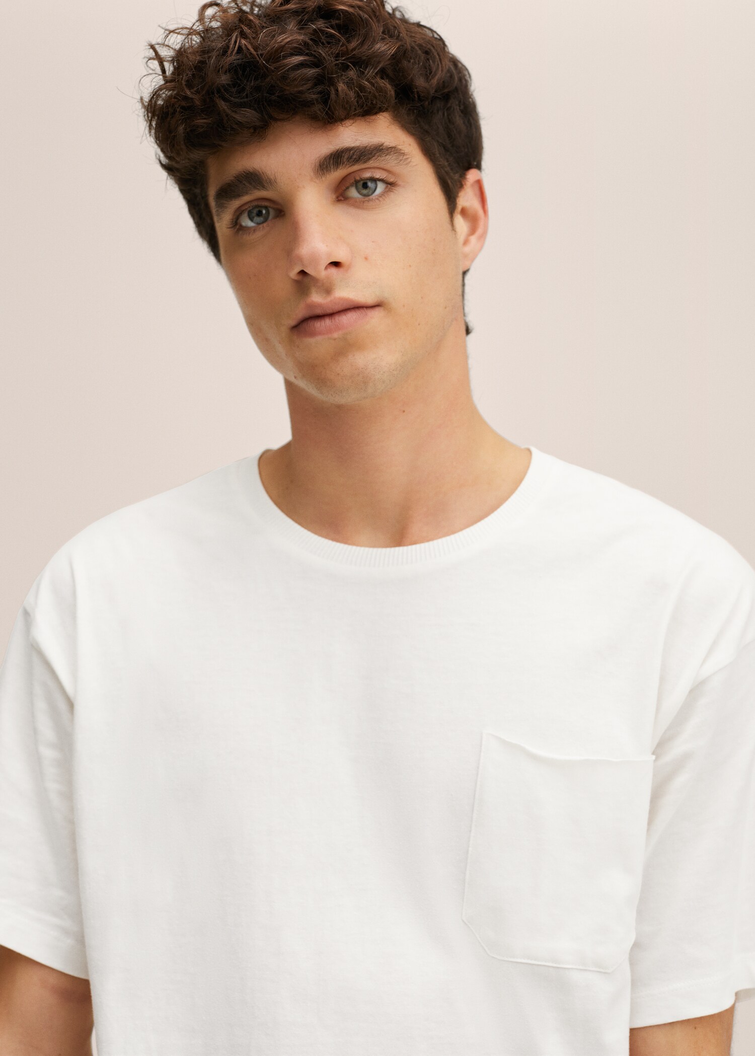 Baumwoll-T-Shirt mit Tasche - Detail des Artikels 1