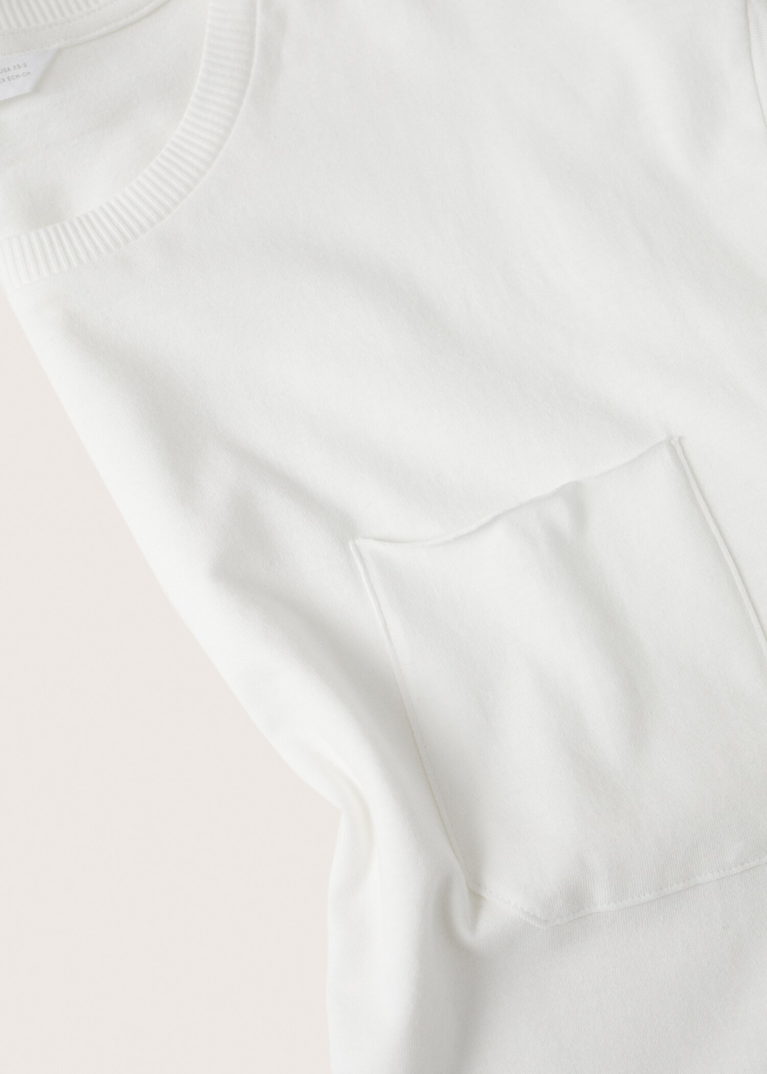 Pocket cotton T-shirt - Details of the article 8