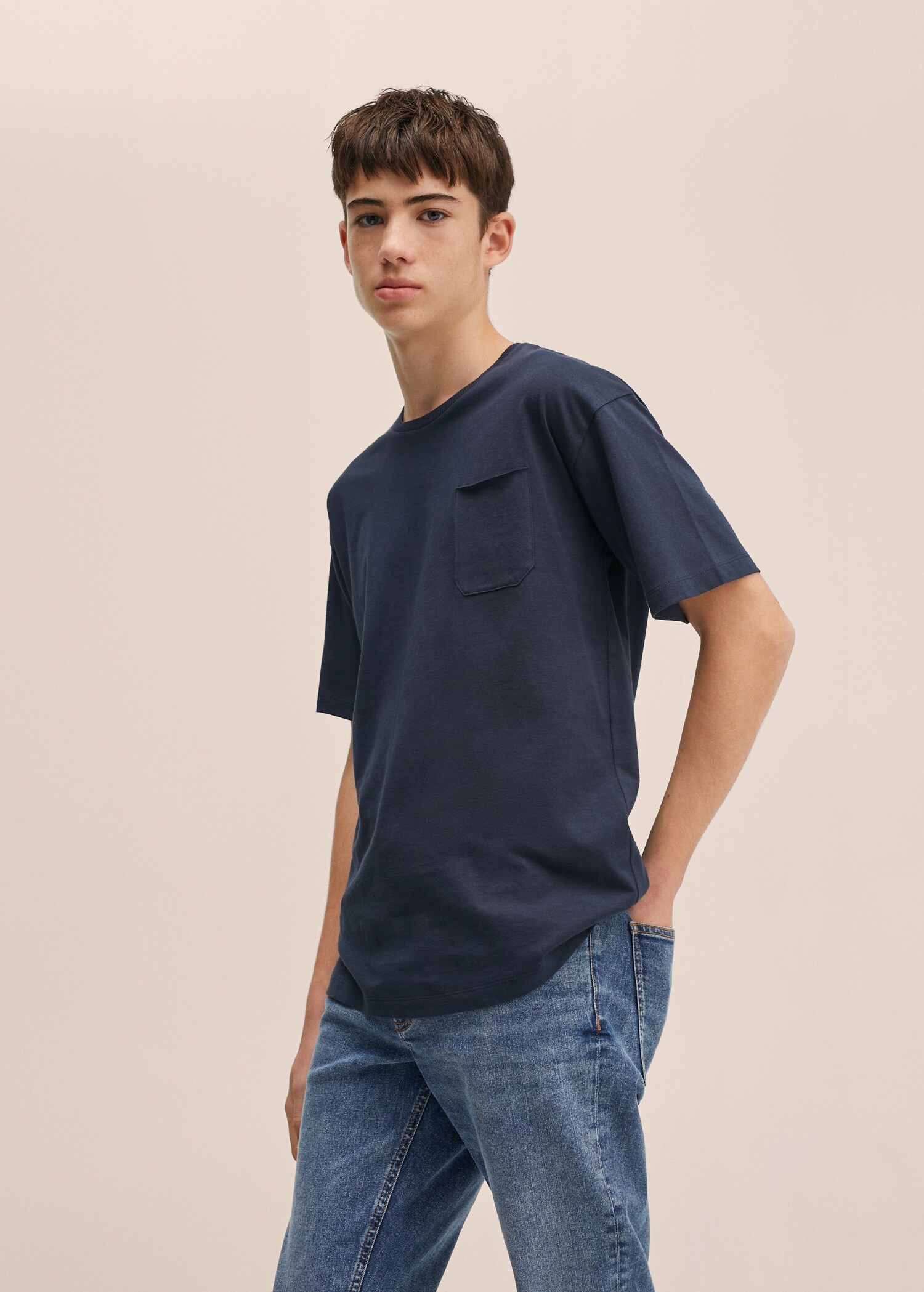 Baumwoll-T-Shirt mit Tasche - Detail des Artikels 1
