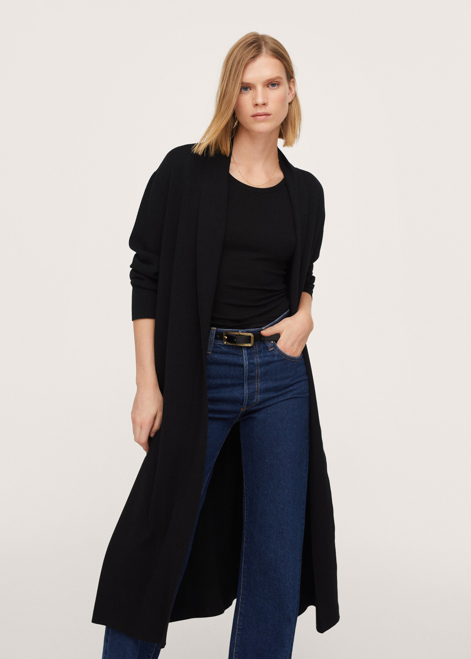 Cardigan punto oversize - Plano medio