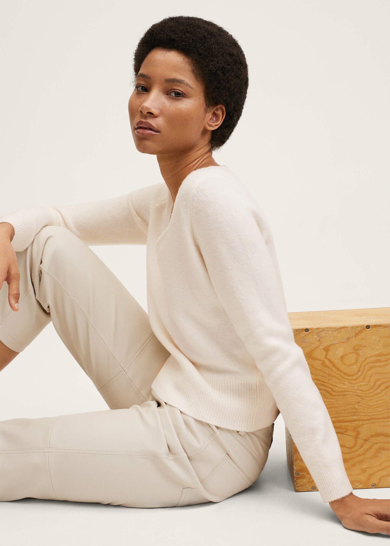 Textured knit sweater - Details of the article 2