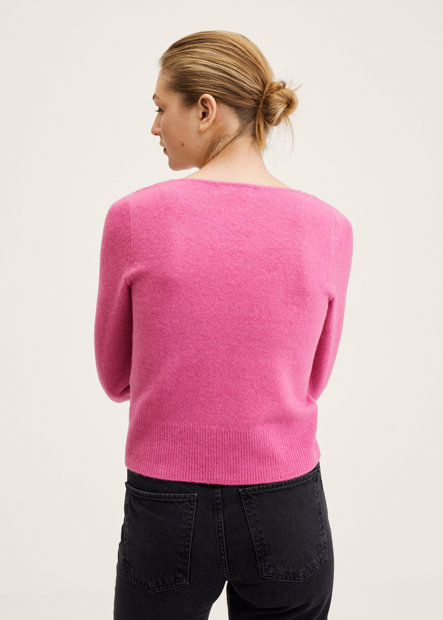 Textured knit sweater - Reverse of the article