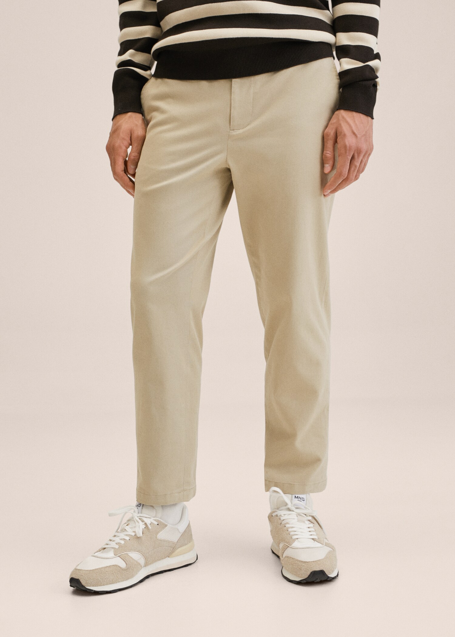 Bavlněné kalhoty tapered crop - Náhled ve středové rovině