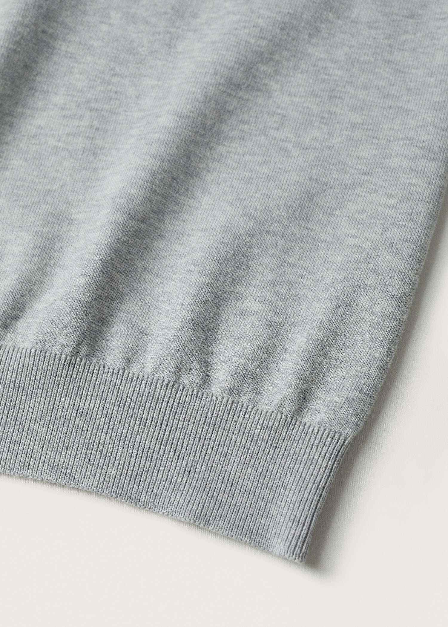 Thermoregulating V-neck sweater - Details of the article 8
