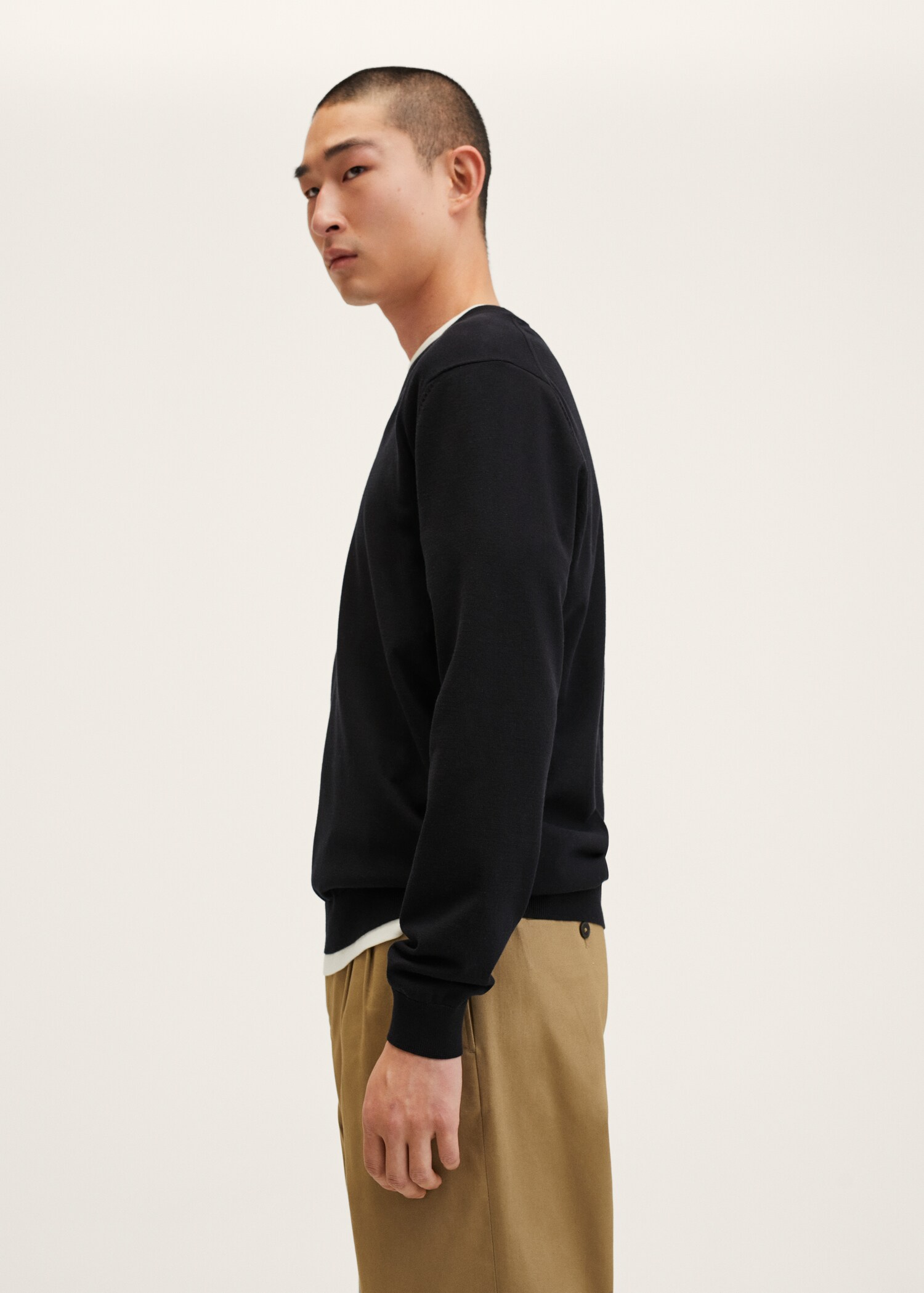 Thermoregulating V-neck sweater - Details of the article 2