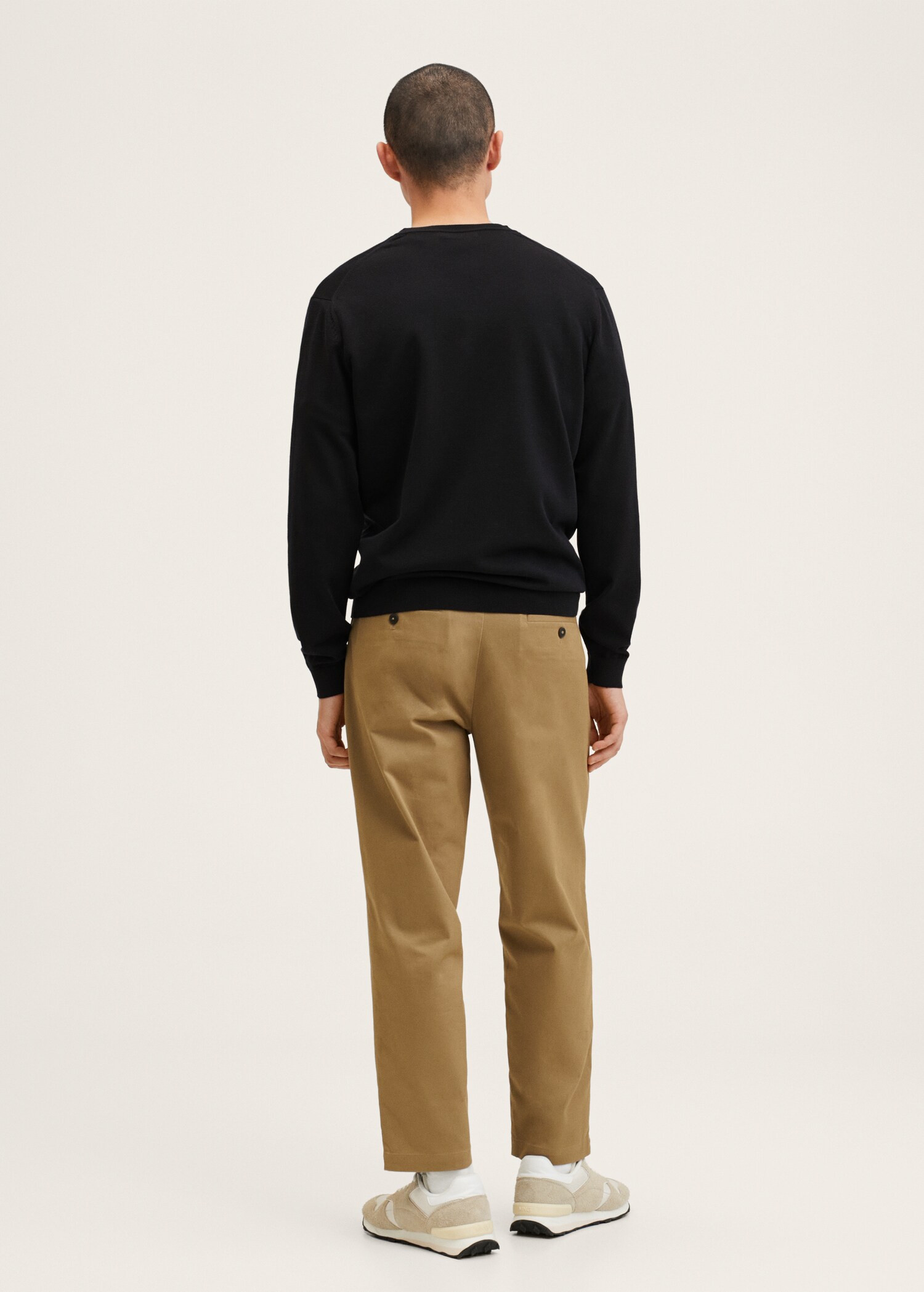 Thermoregulating V-neck sweater - Reverse of the article