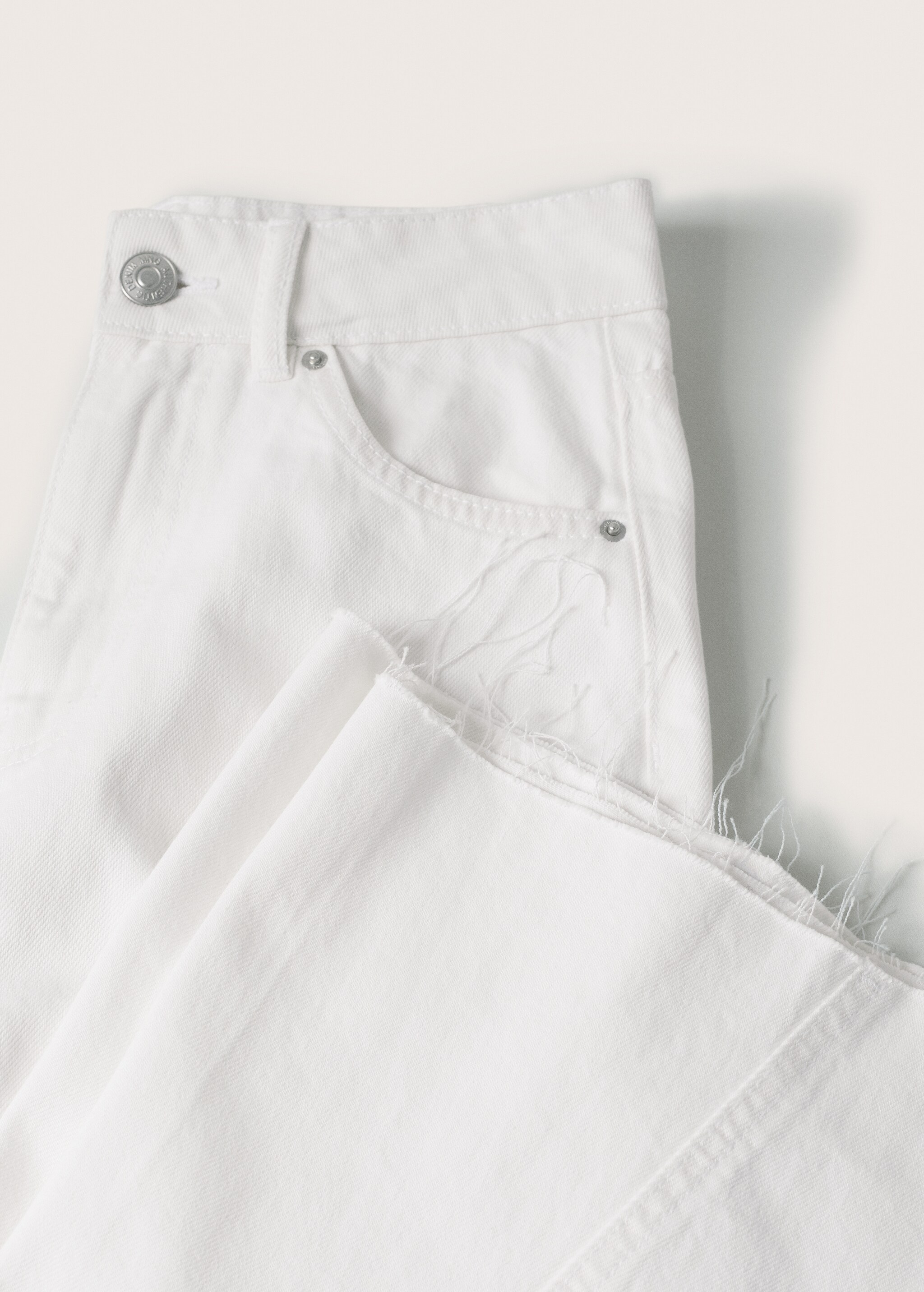 Culotte-Jeans mit ausgefranstem Saum - Detail des Artikels 8
