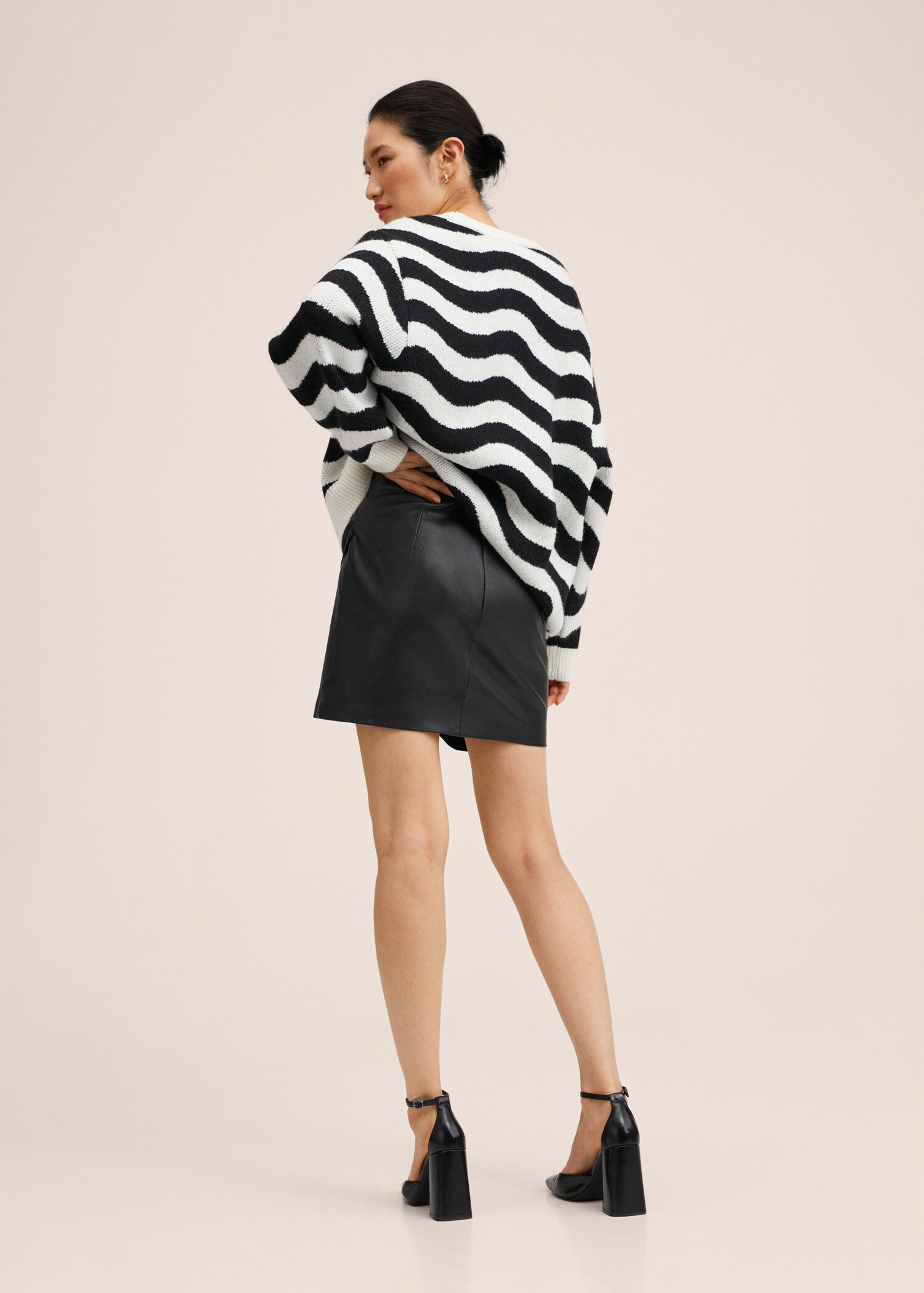 Camisola às riscas oversize - Verso do artigo
