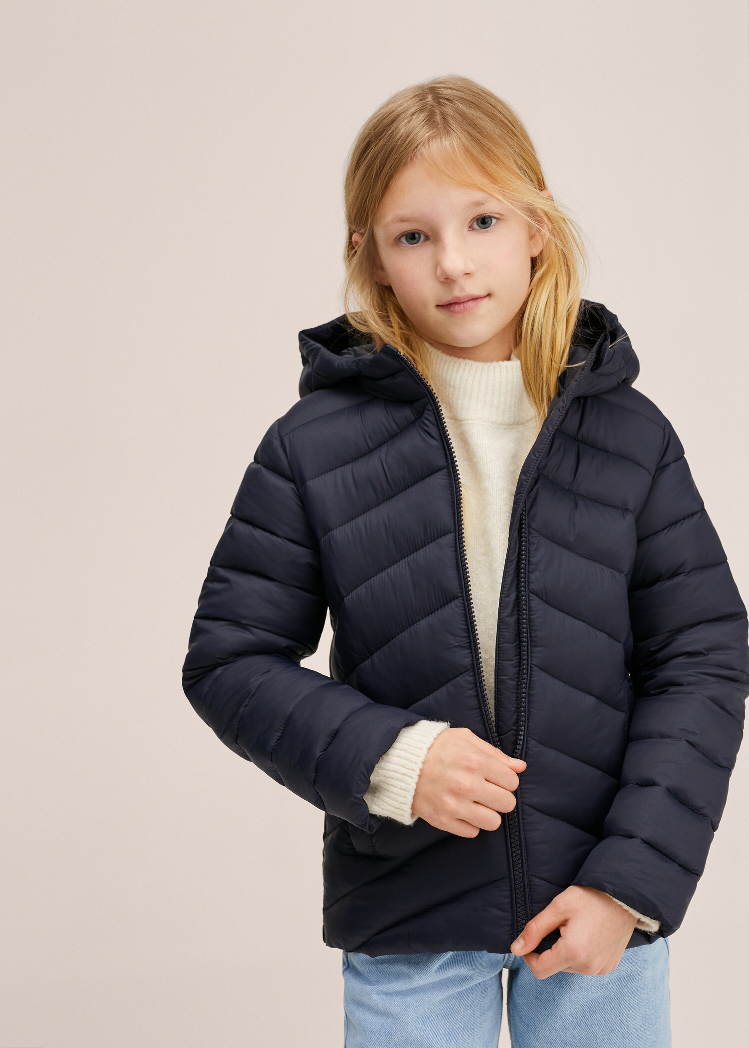 Anorak acolchado capucha - Plano medio