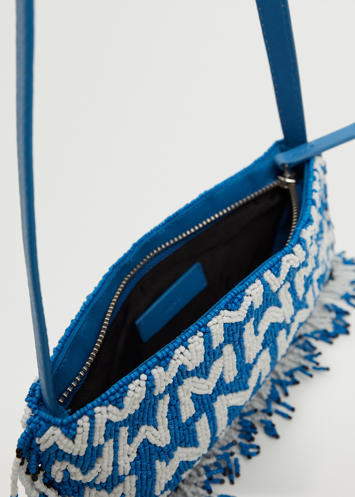 Tasche mit perlenverziertem Henkel - Detail des Artikels 2