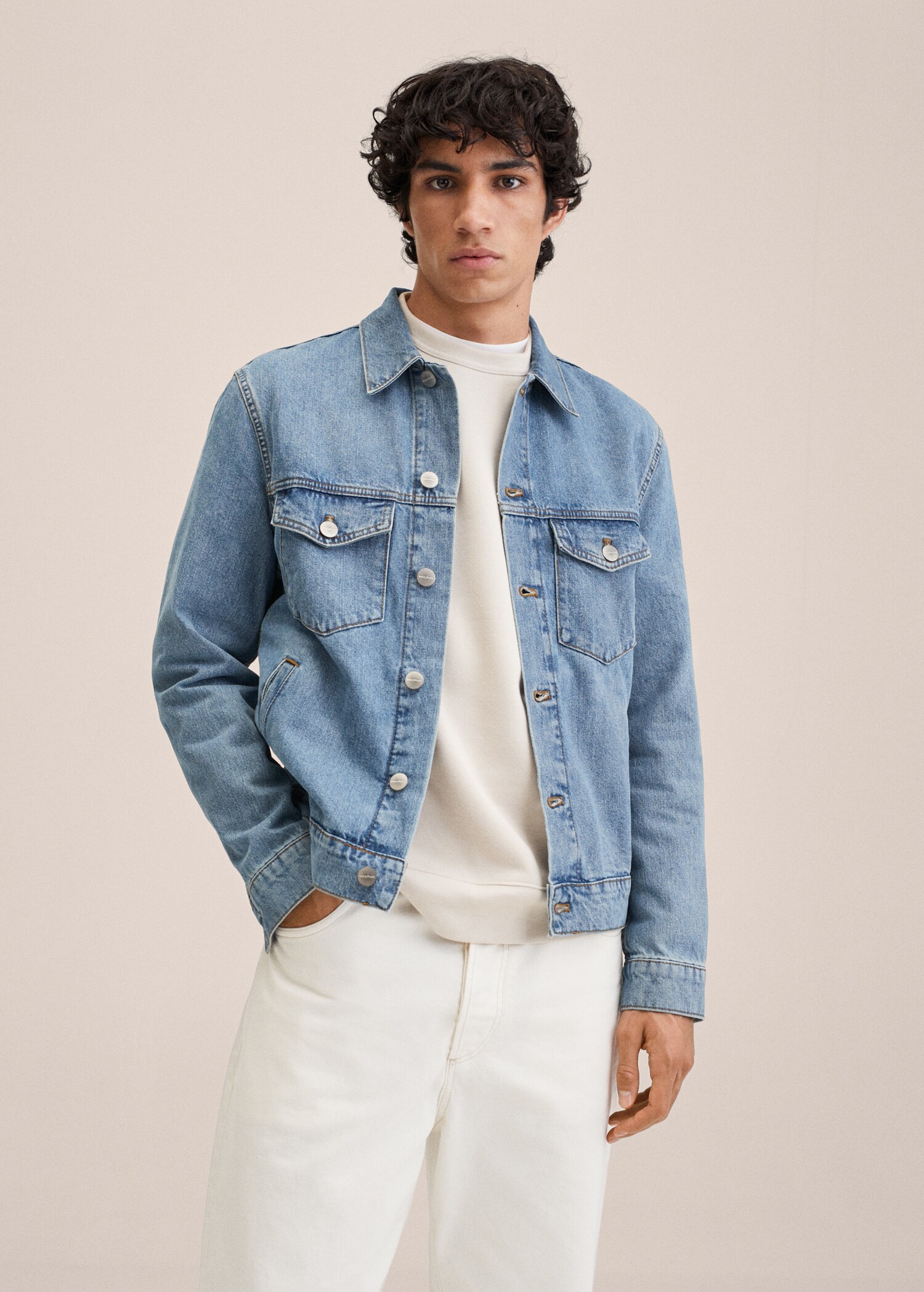 Blouson denim délavé moyen - Plan moyen