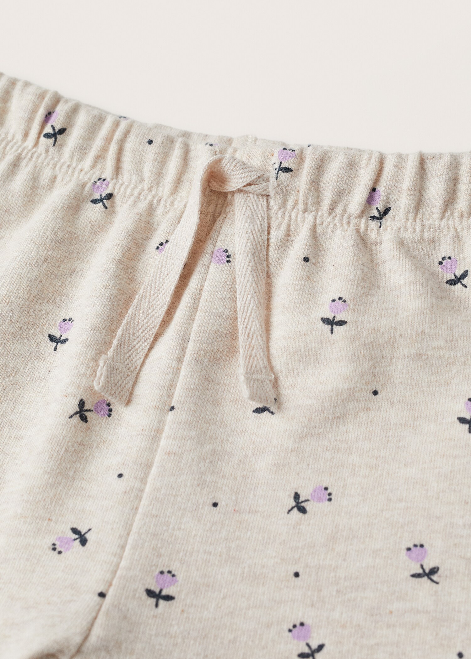 Printed jogger trousers - Details of the article 7