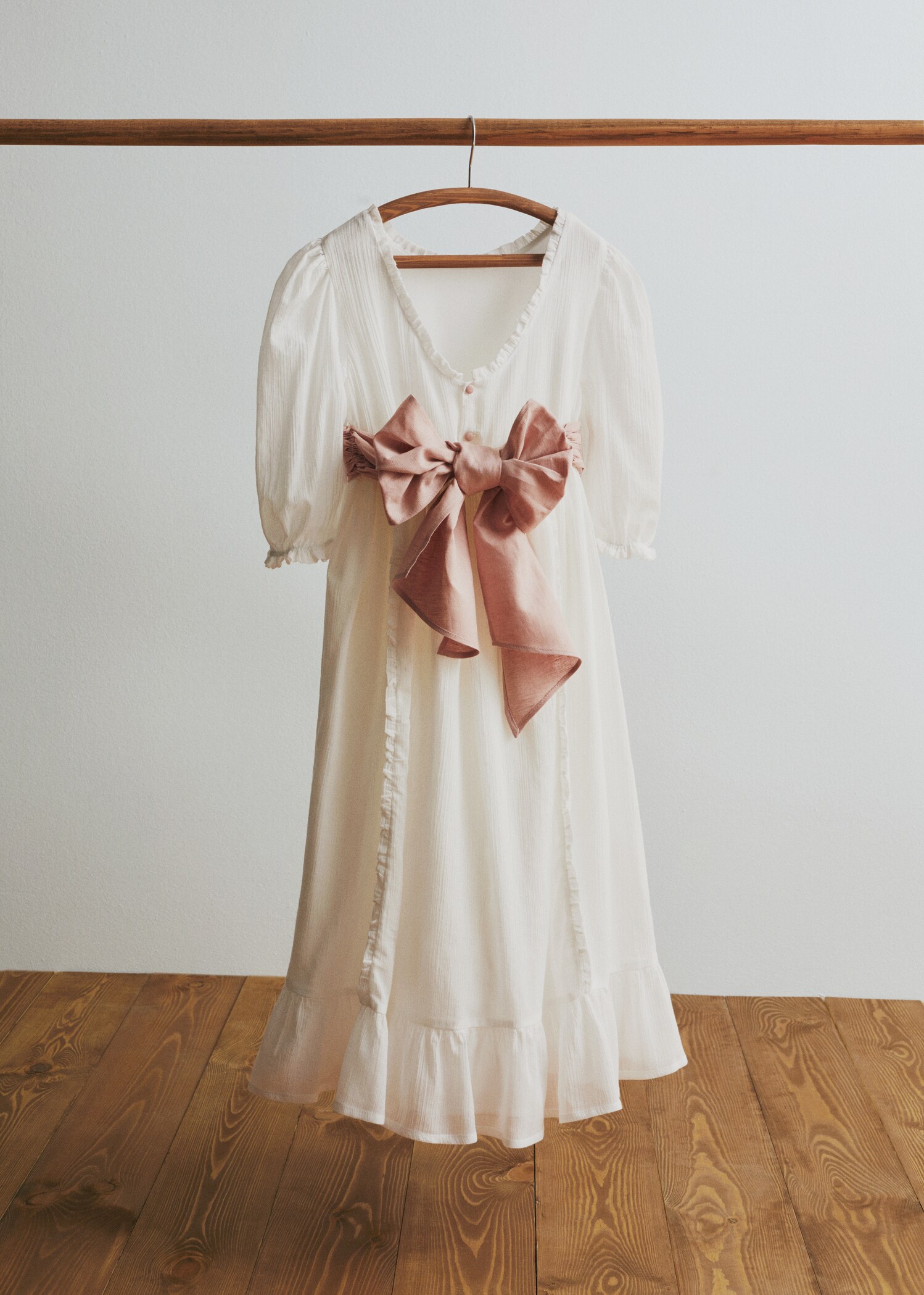 Dress with ruffles and bow  - Details of the article 3