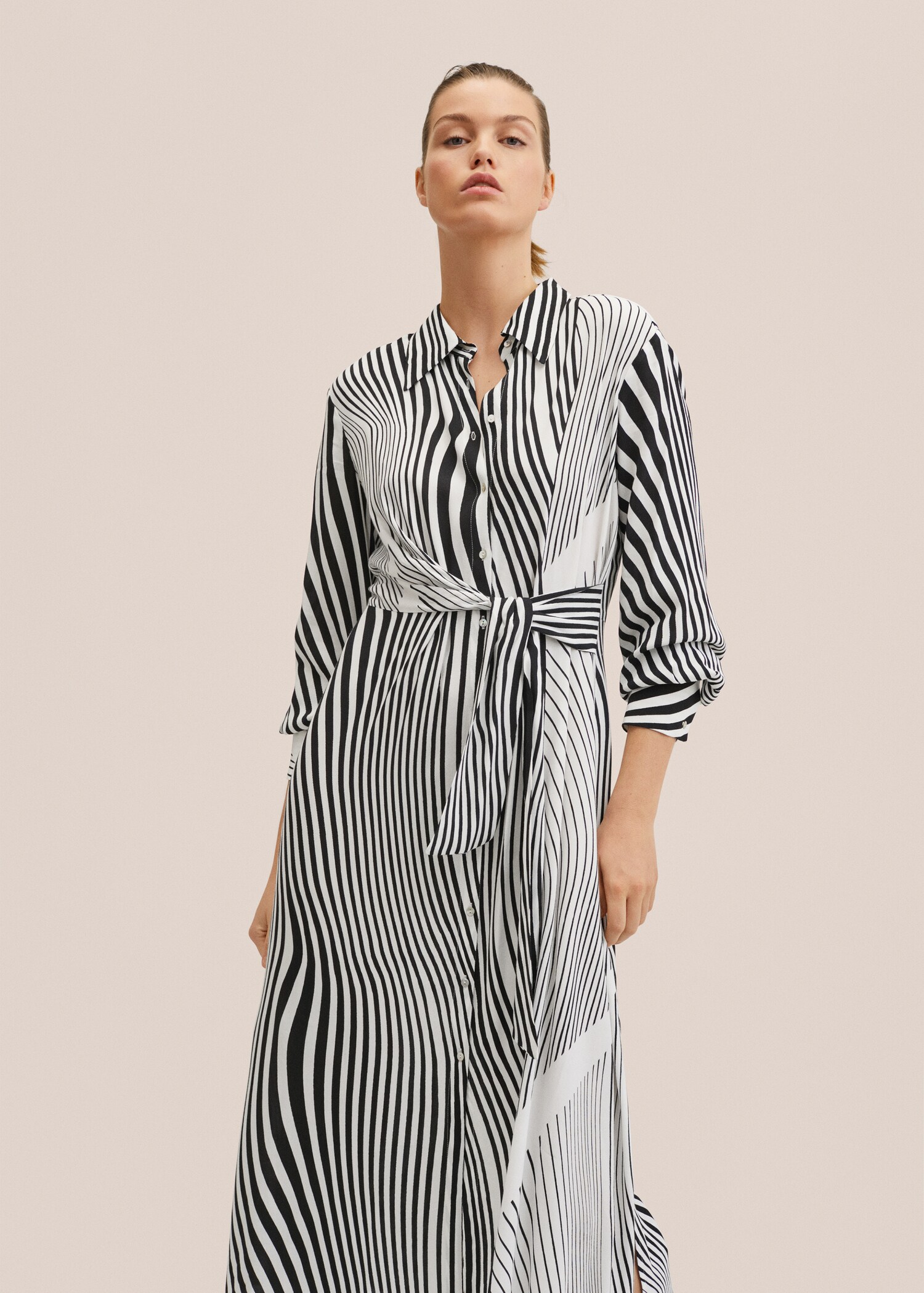 Vestido estampado lazo - Plano medio