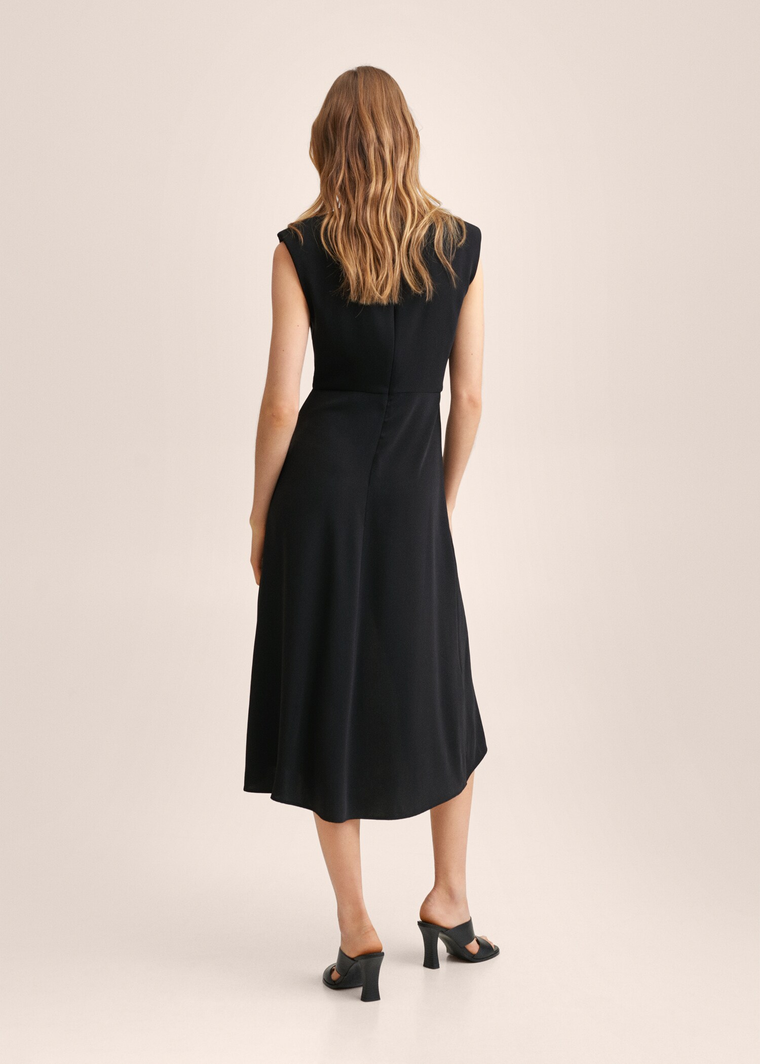 Vestido detalle nudo - Reverso del artículo
