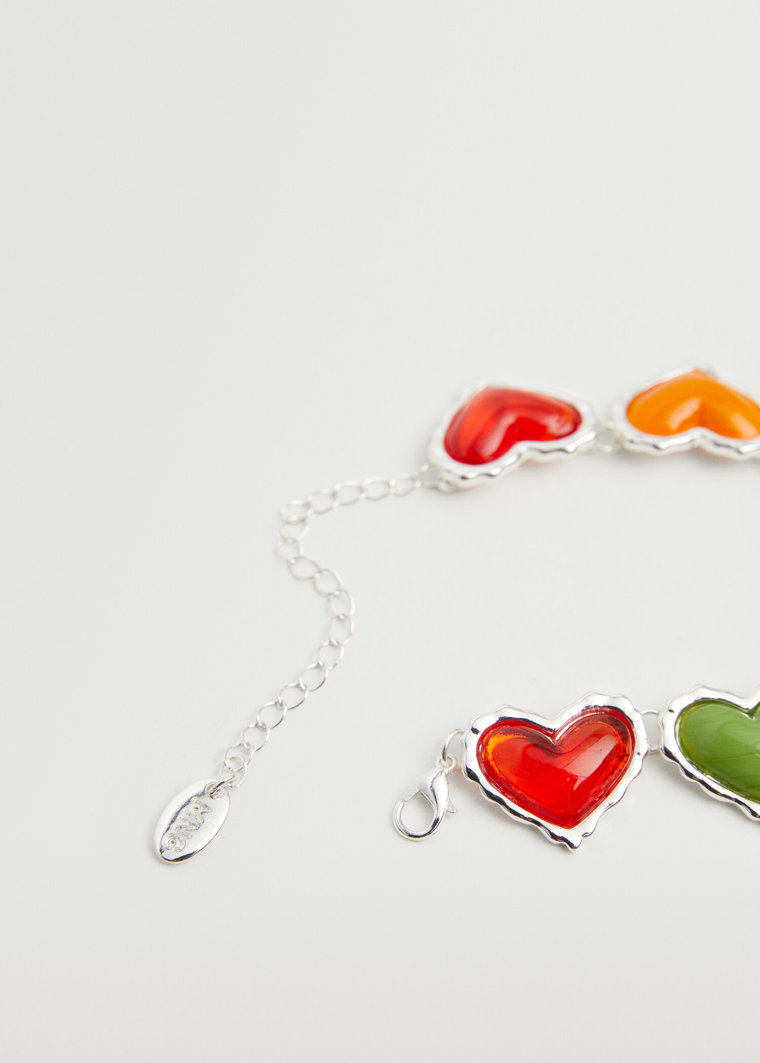 Collar corazones - Plano medio