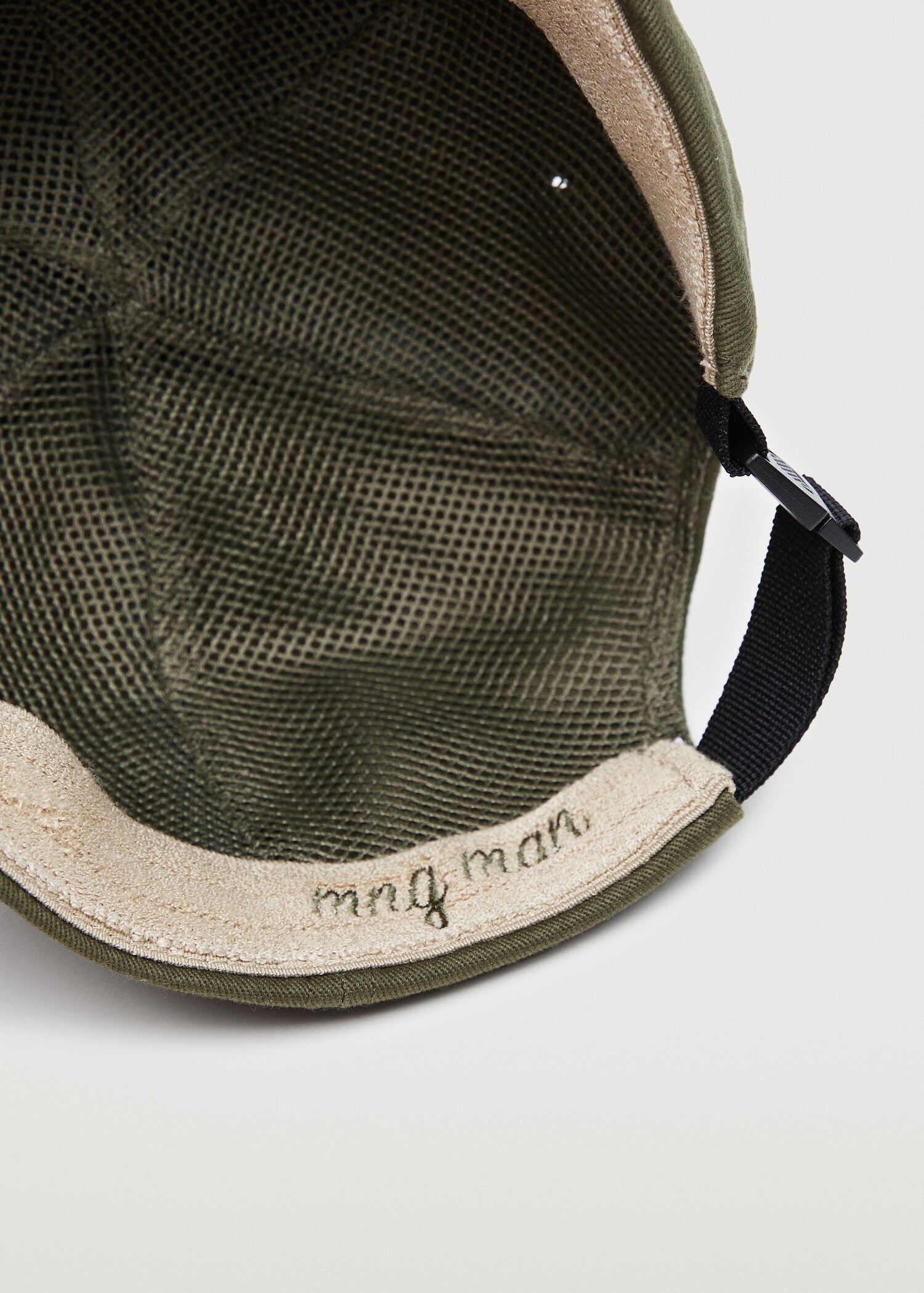 Baseball cap - Details of the article 3