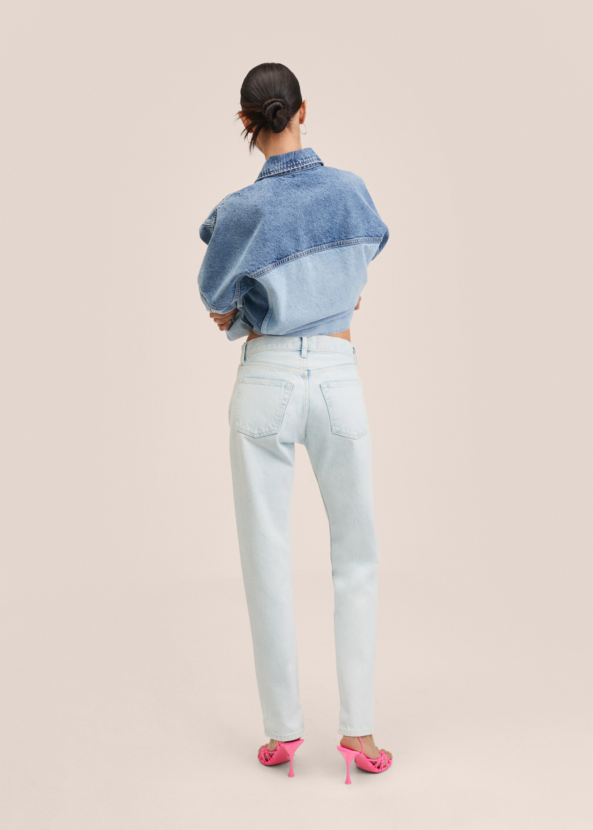 Straight low-rise jeans - Reverse of the article