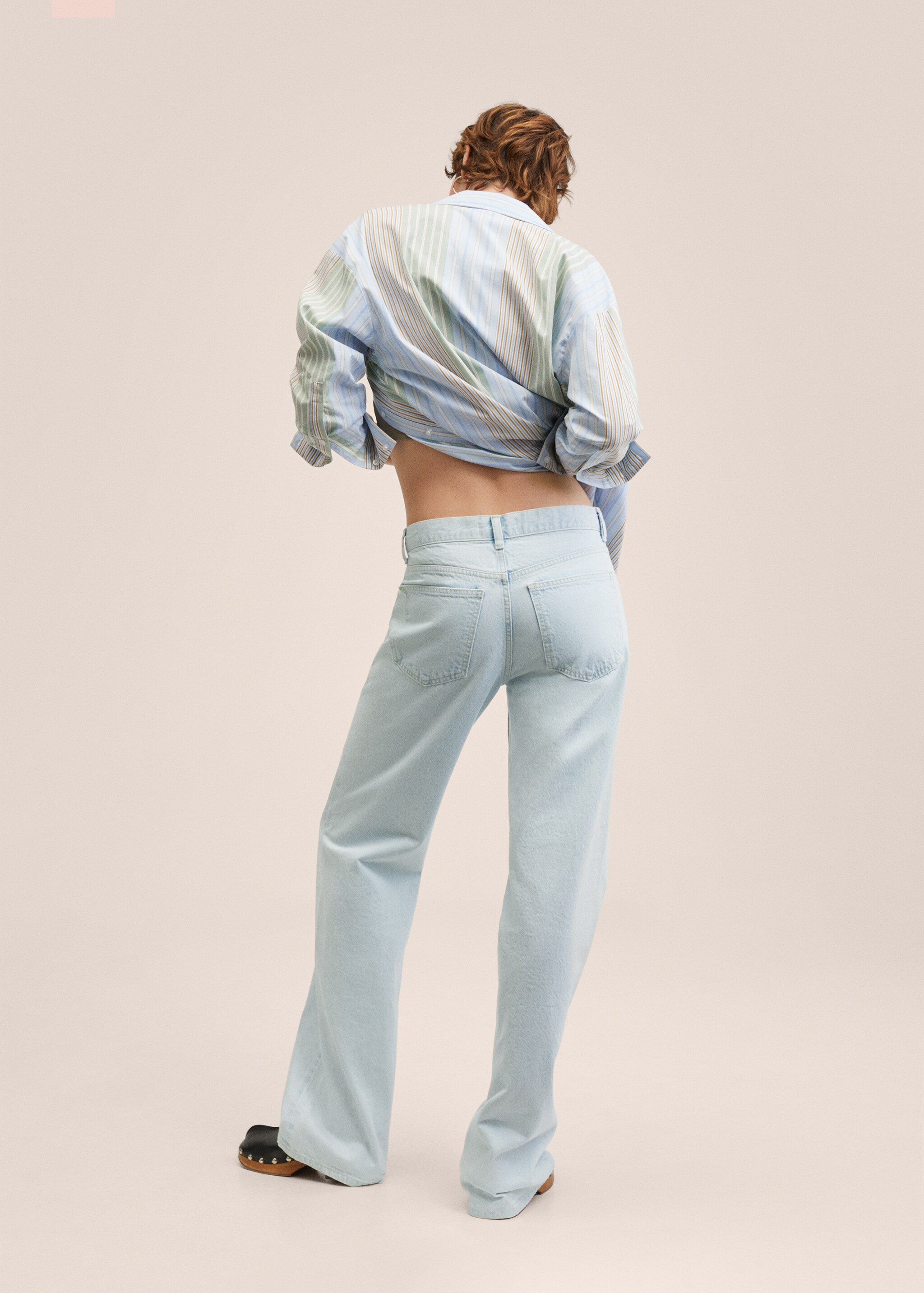 Low-rise wideleg jeans - Reverse of the article