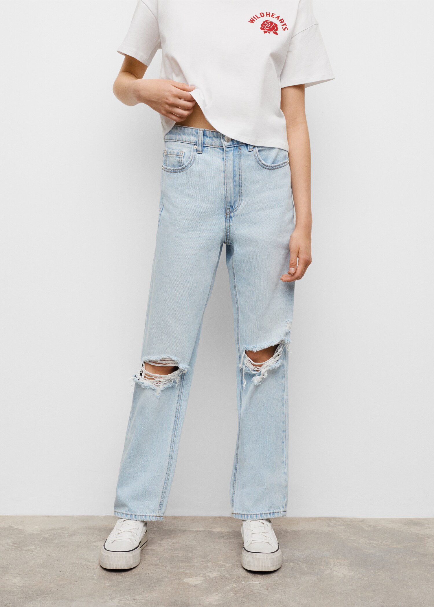 Ripped details boyfriend jeans - Details of the article 1