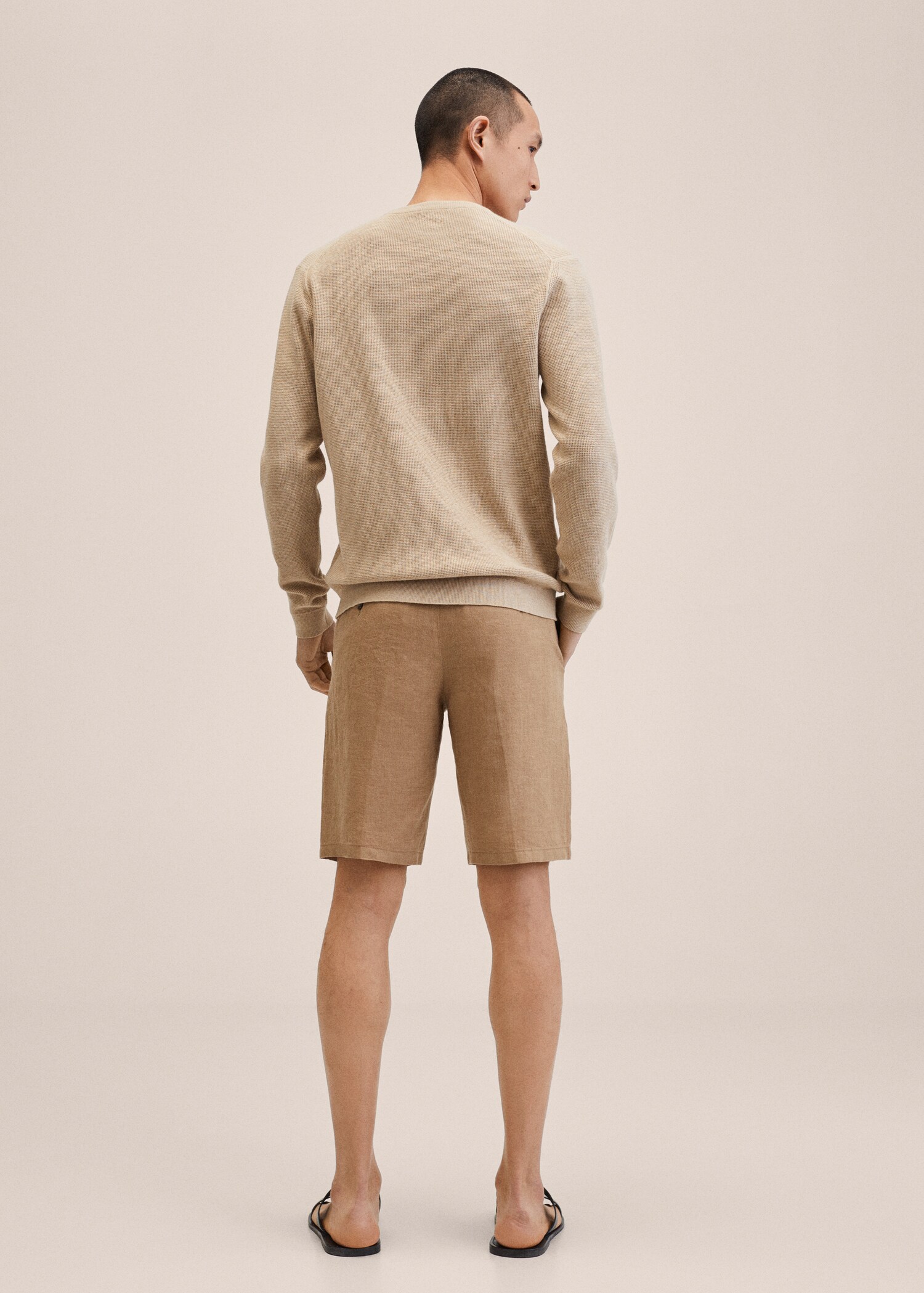 100% linen shorts - Reverse of the article
