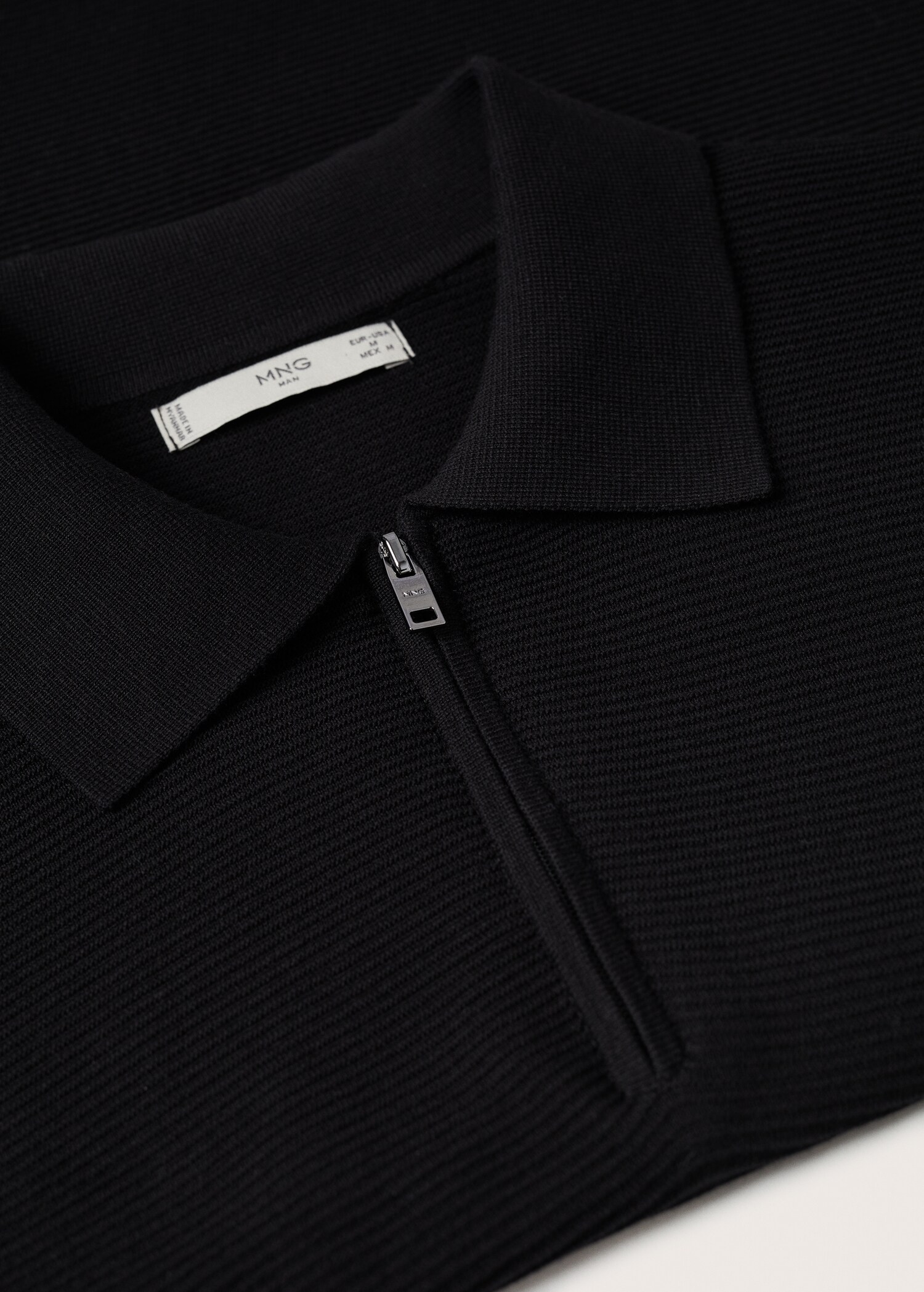 Polo maglia zip - Dettaglio dell'articolo 8