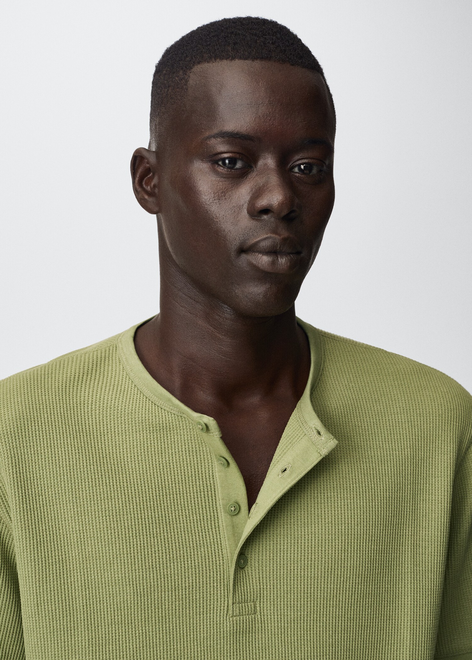 Henley T-shirt - Details of the article 1