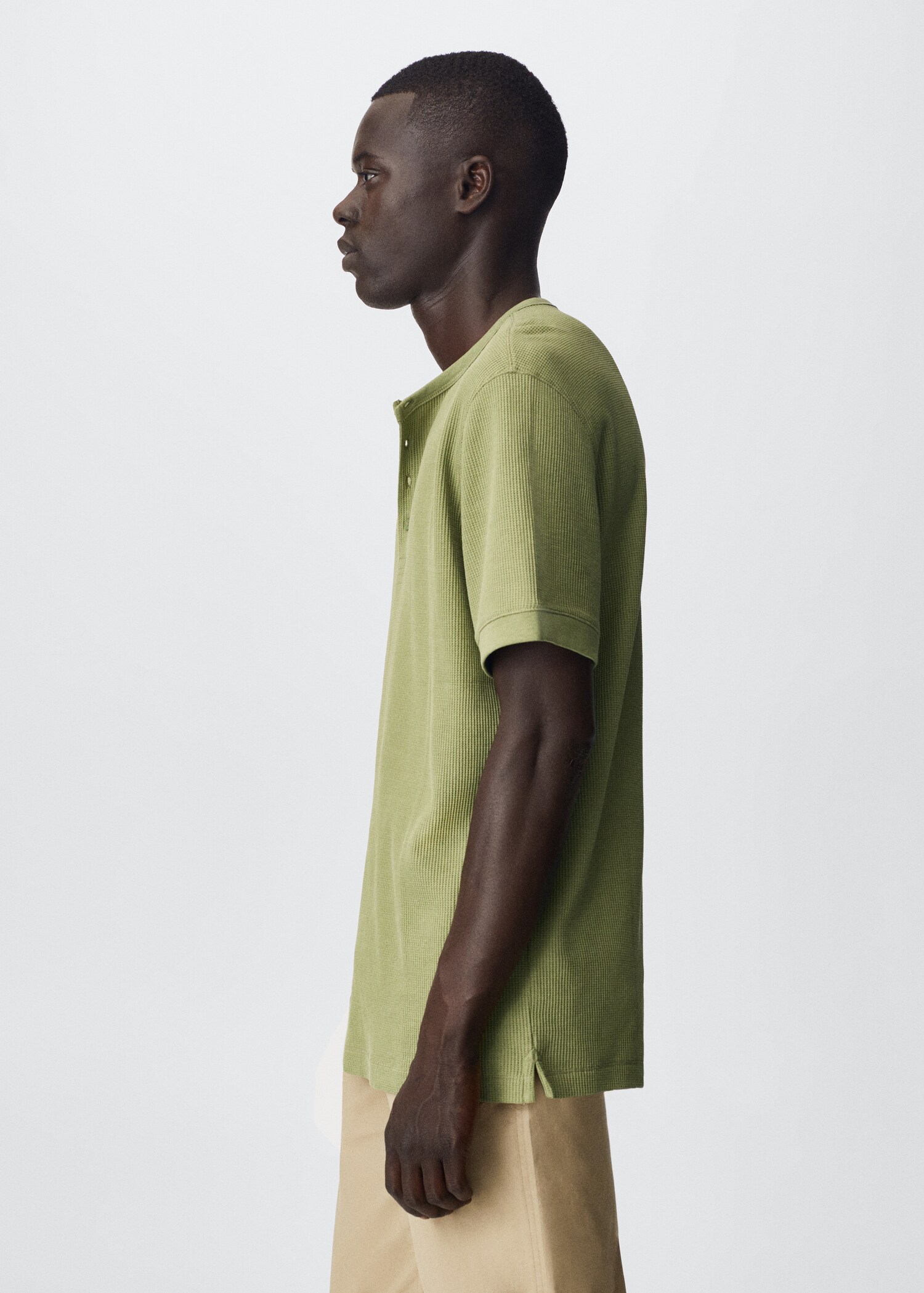 Henley T-shirt - Details of the article 2