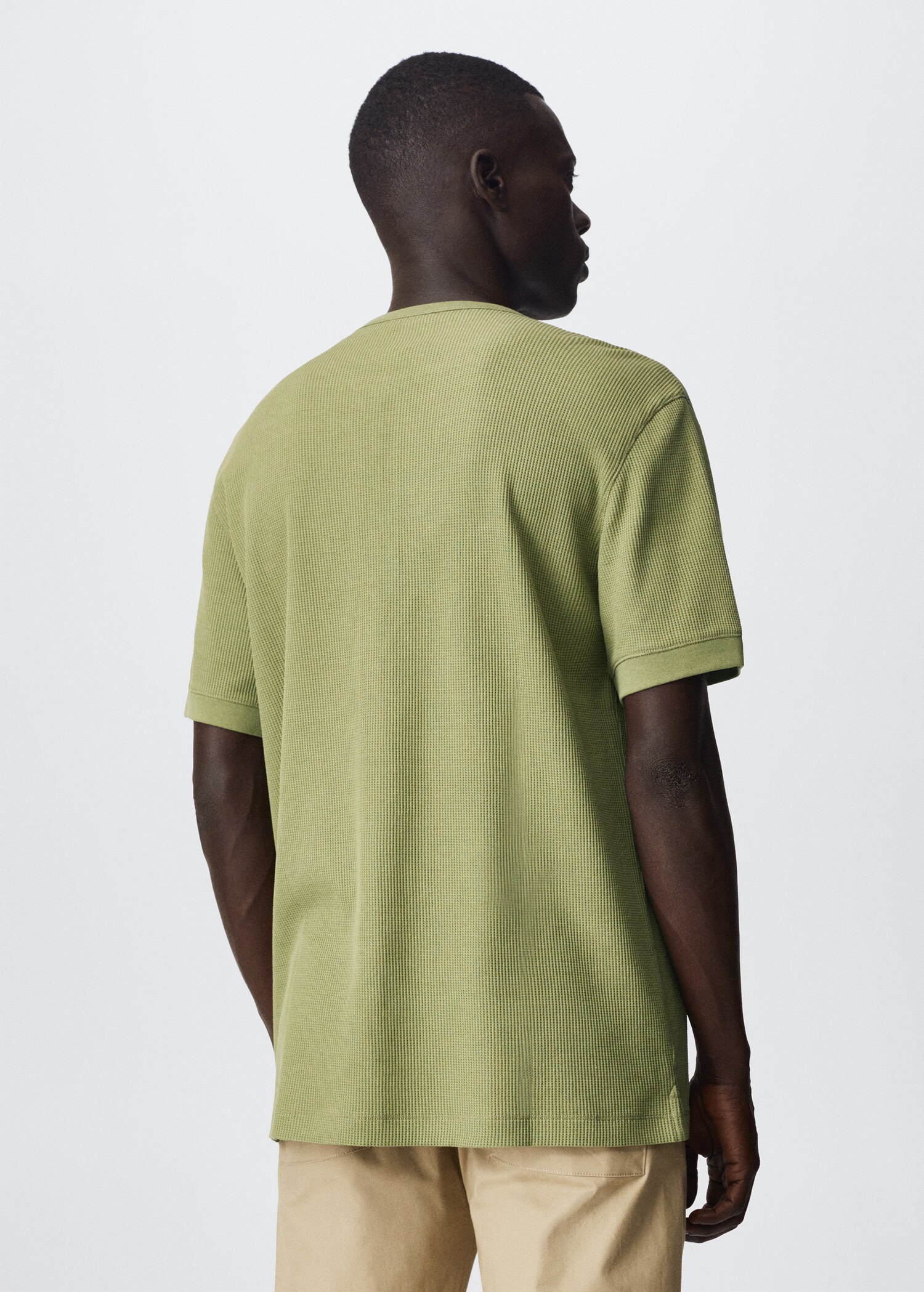 Henley T-shirt - Reverse of the article