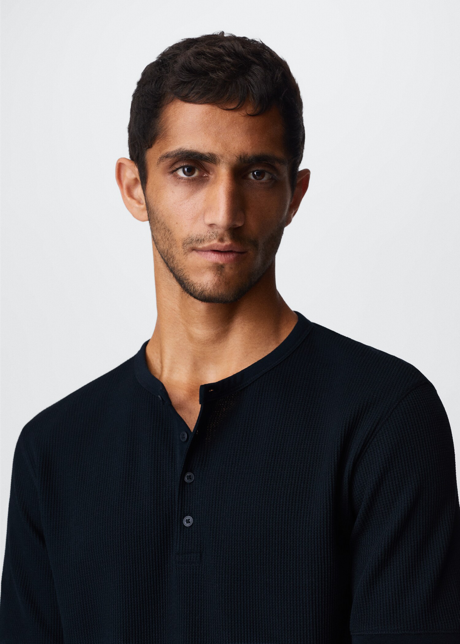 Henley T-shirt - Details of the article 1