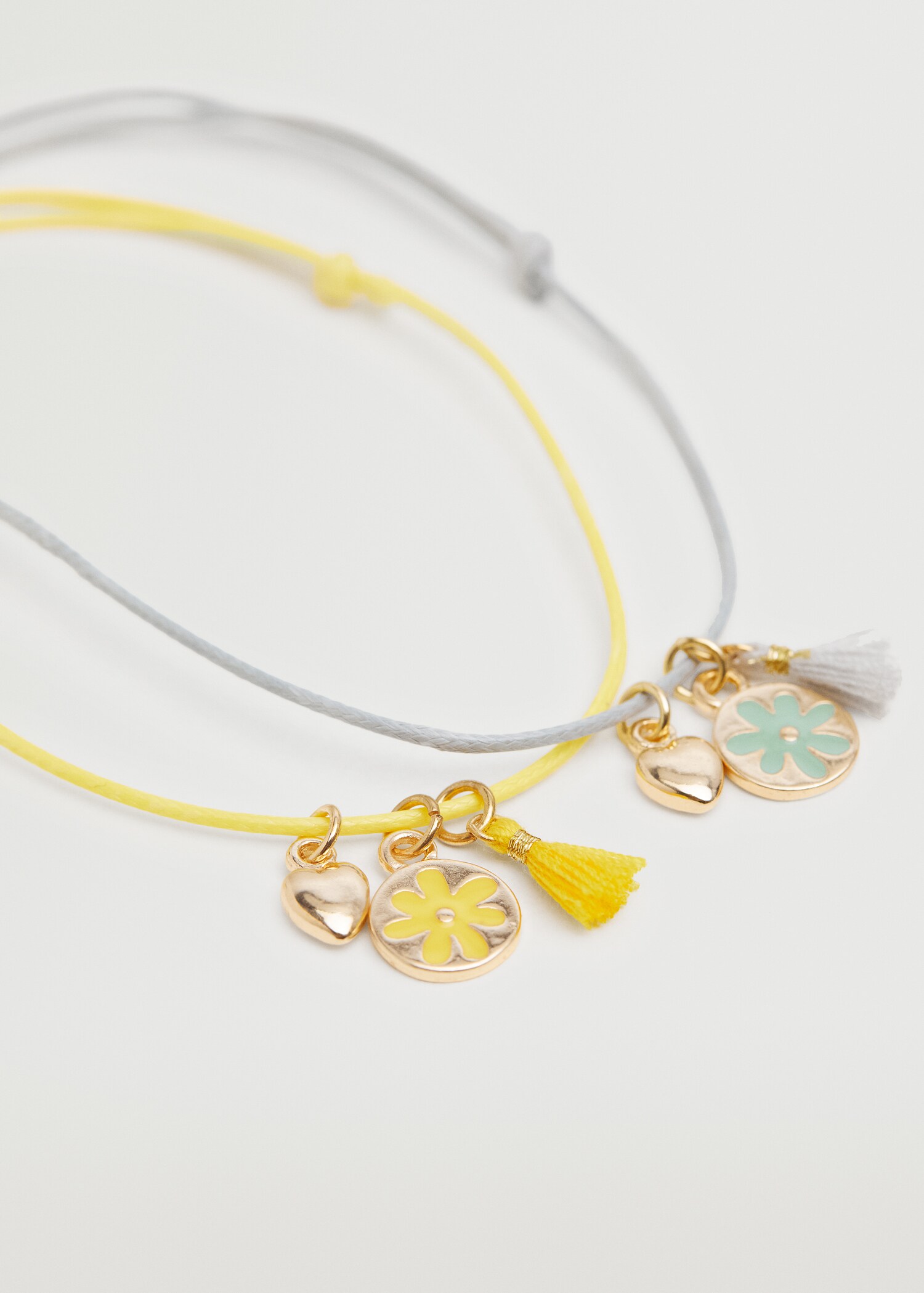 Pack 2 pulseras corazones - Plano medio
