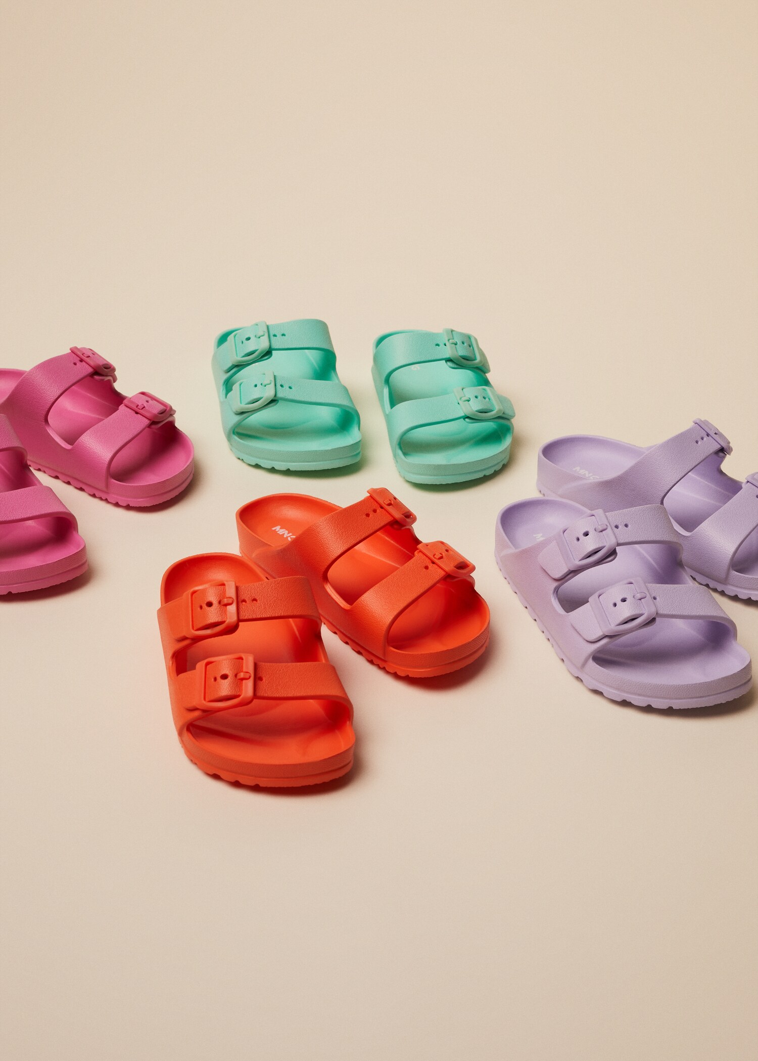 Flip flops buckles - Details of the article 5