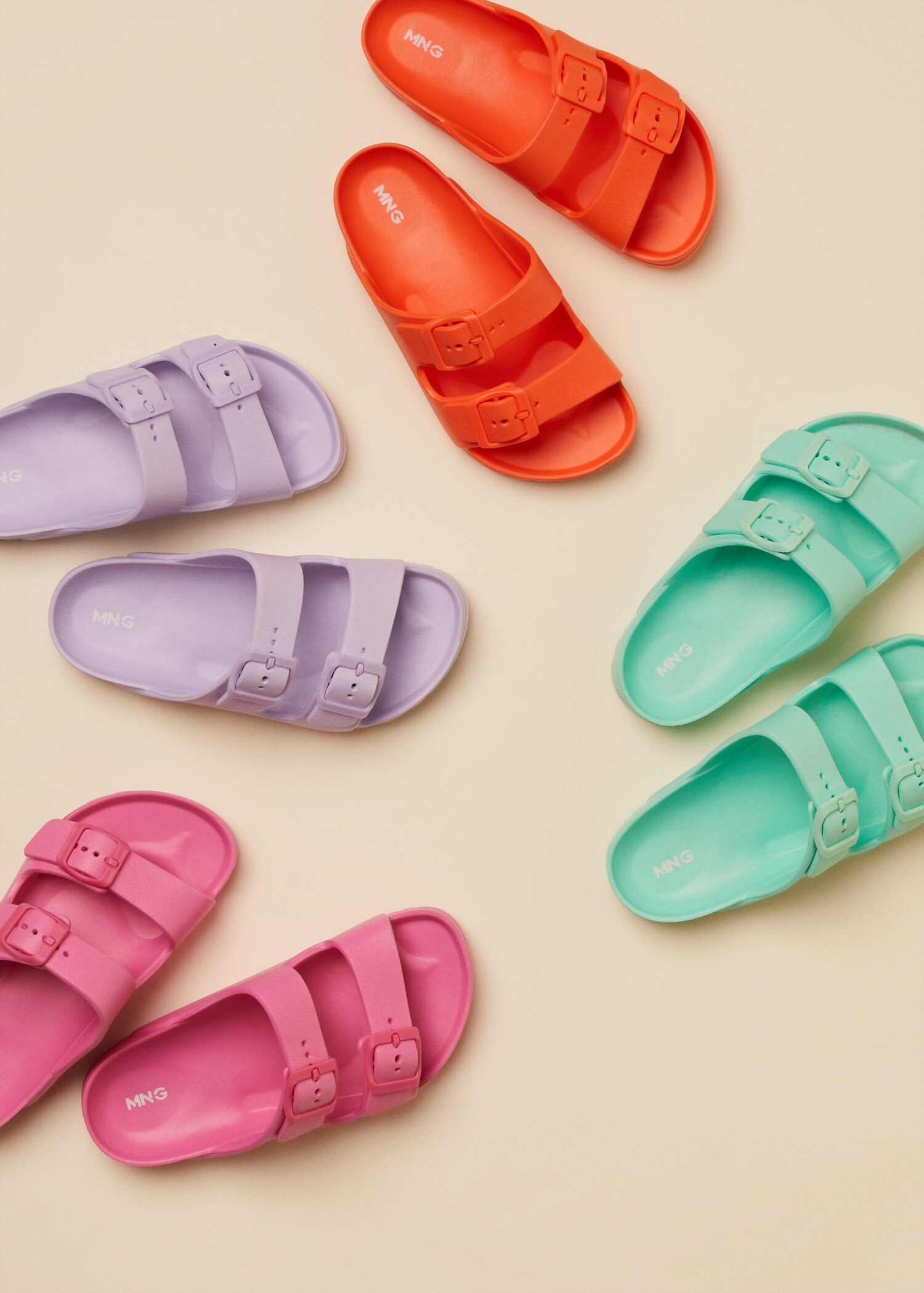 Flip flops buckles - Details of the article 8