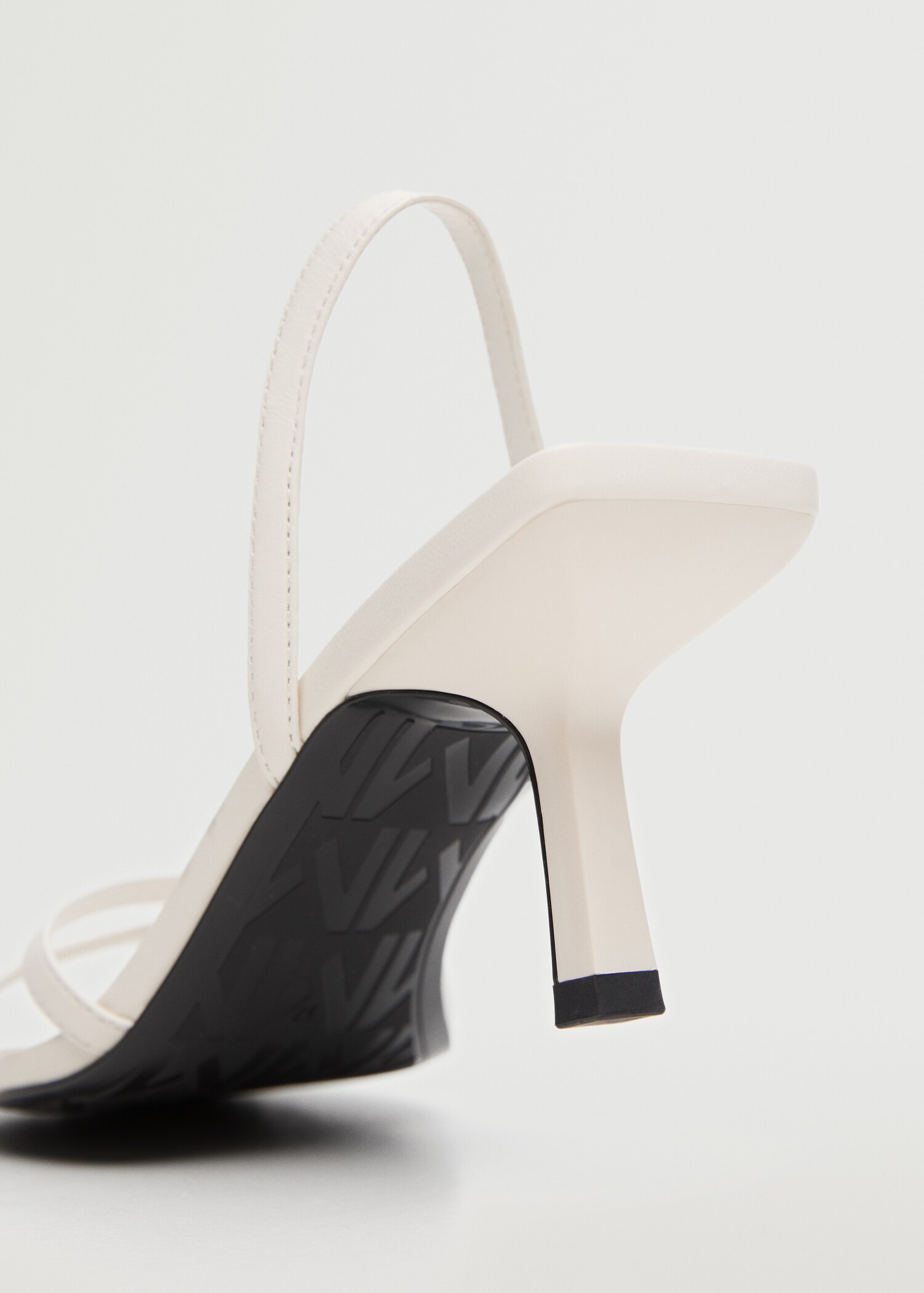 Heel leather sandals - Details of the article 3