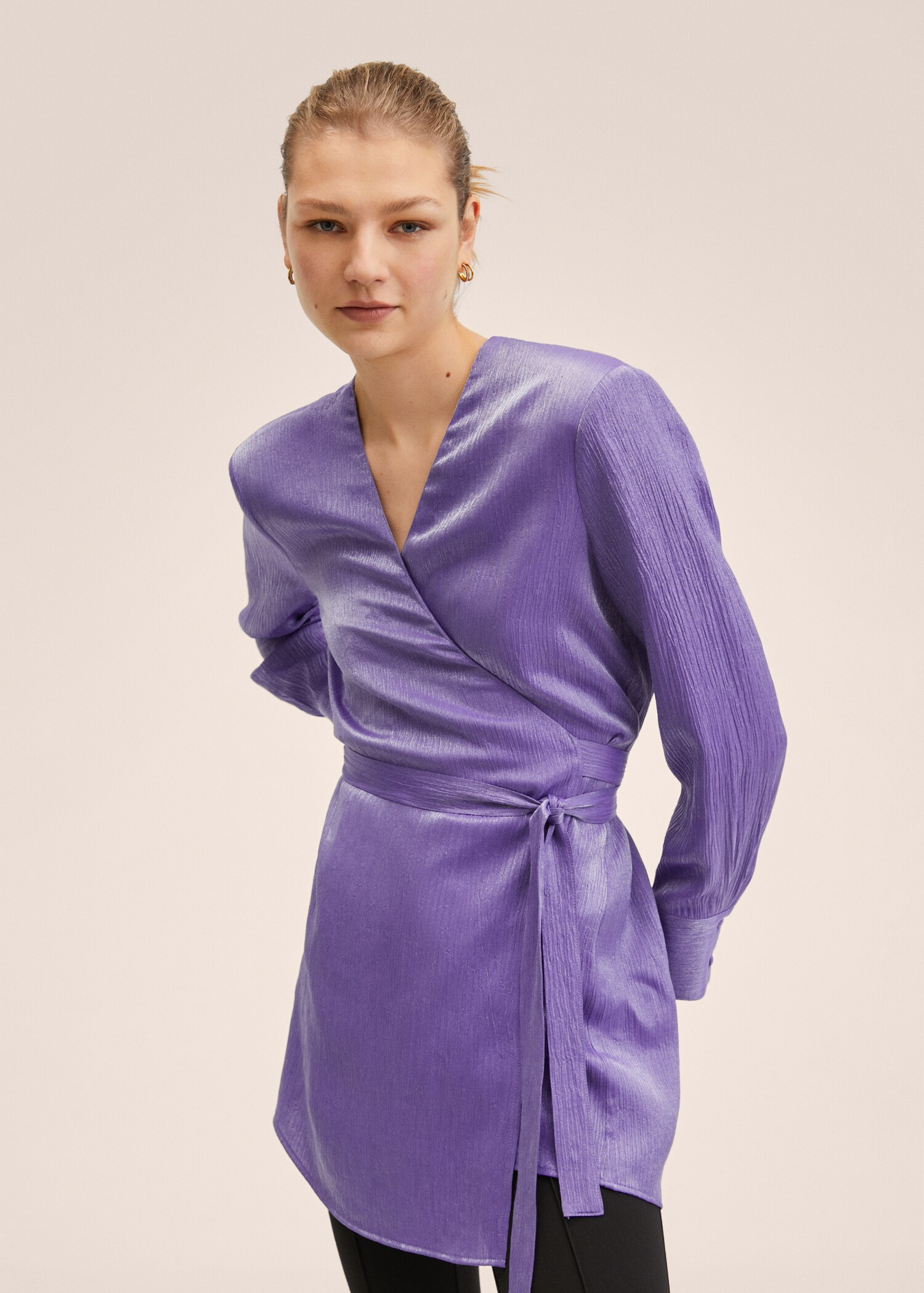 Fließende Oversized-Bluse - Mittlere Ansicht