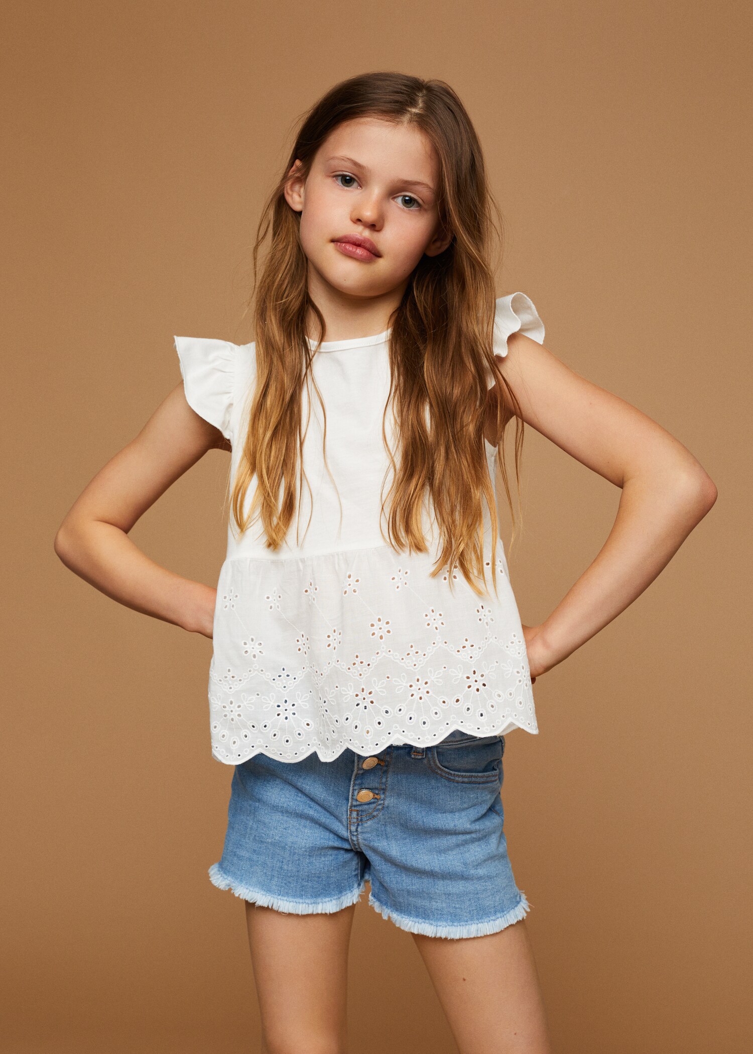 Frayed hem denim shorts - Details of the article 1