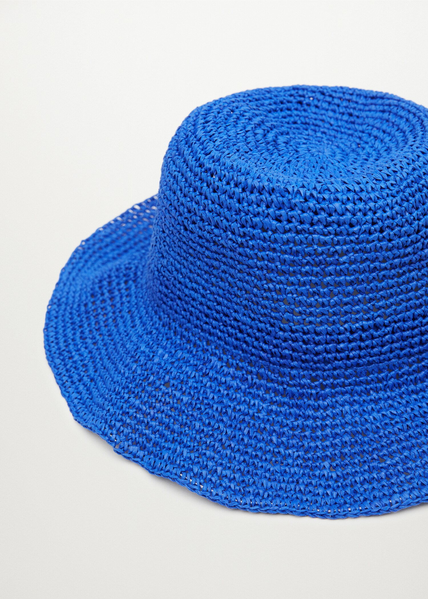 Sombrero rafia - Plano medio