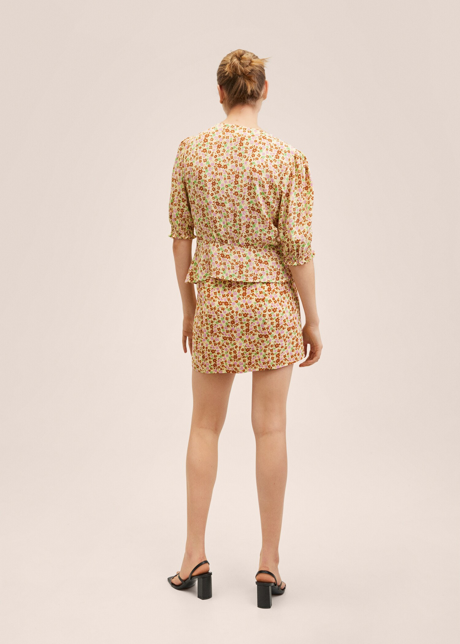 Blouse imprimée manches bouffantes - Verso de l’article