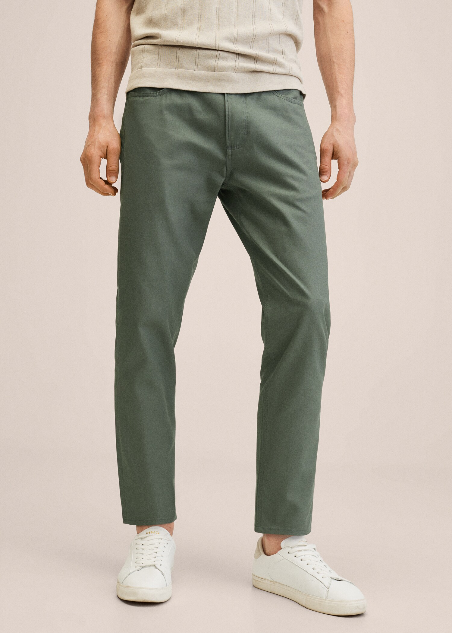 Pantalón tapered fit algodón - Plano medio