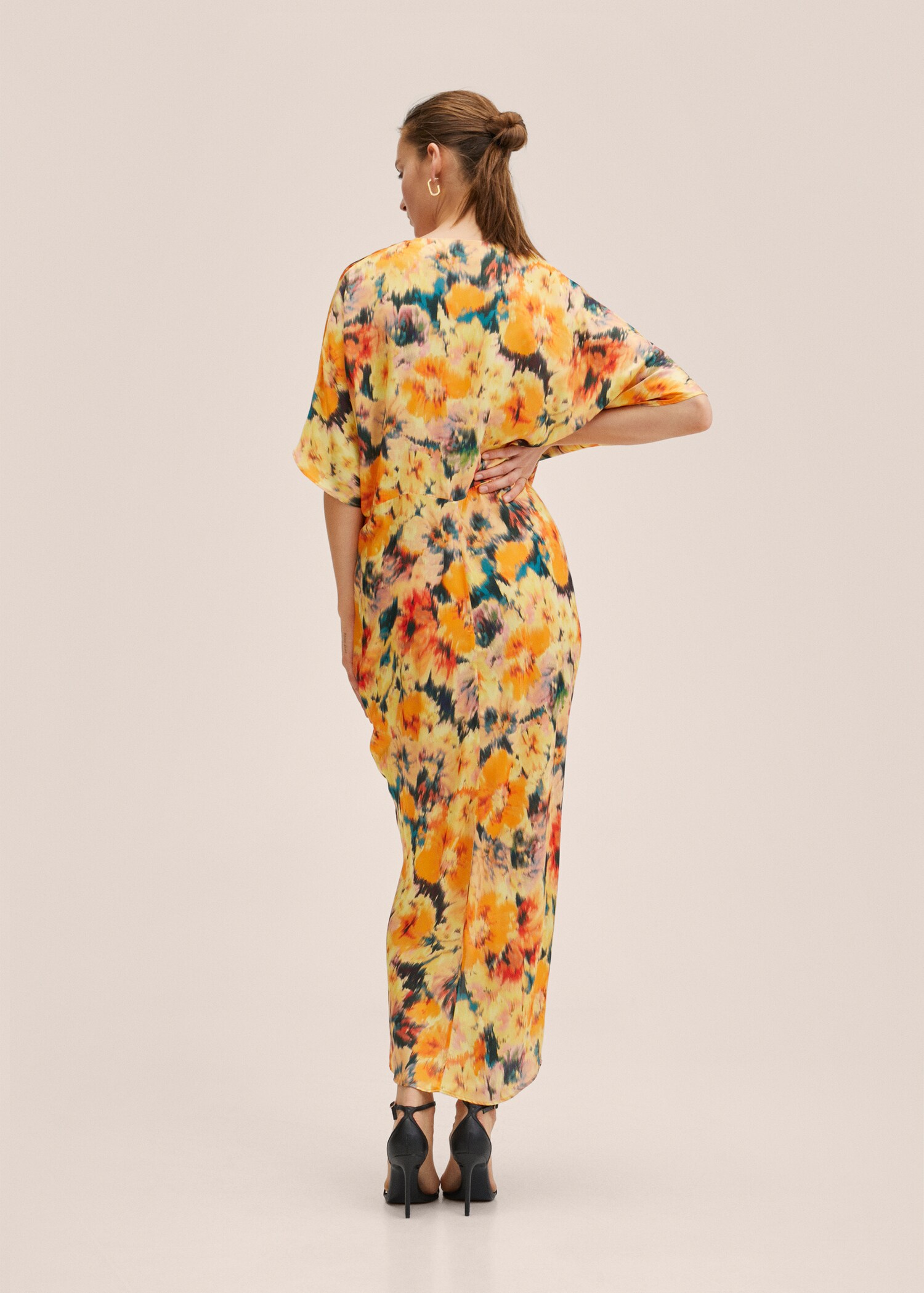 Vestido fruncido estampado - Reverso del artículo
