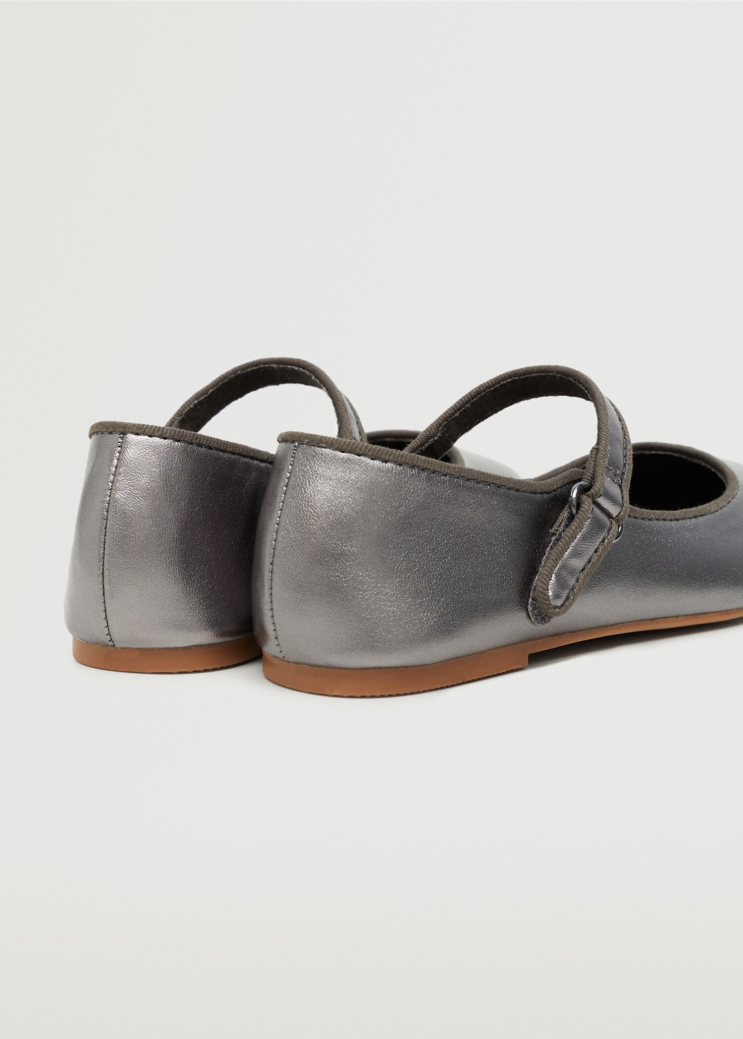 Metallic finish ballerinas - Details of the article 2