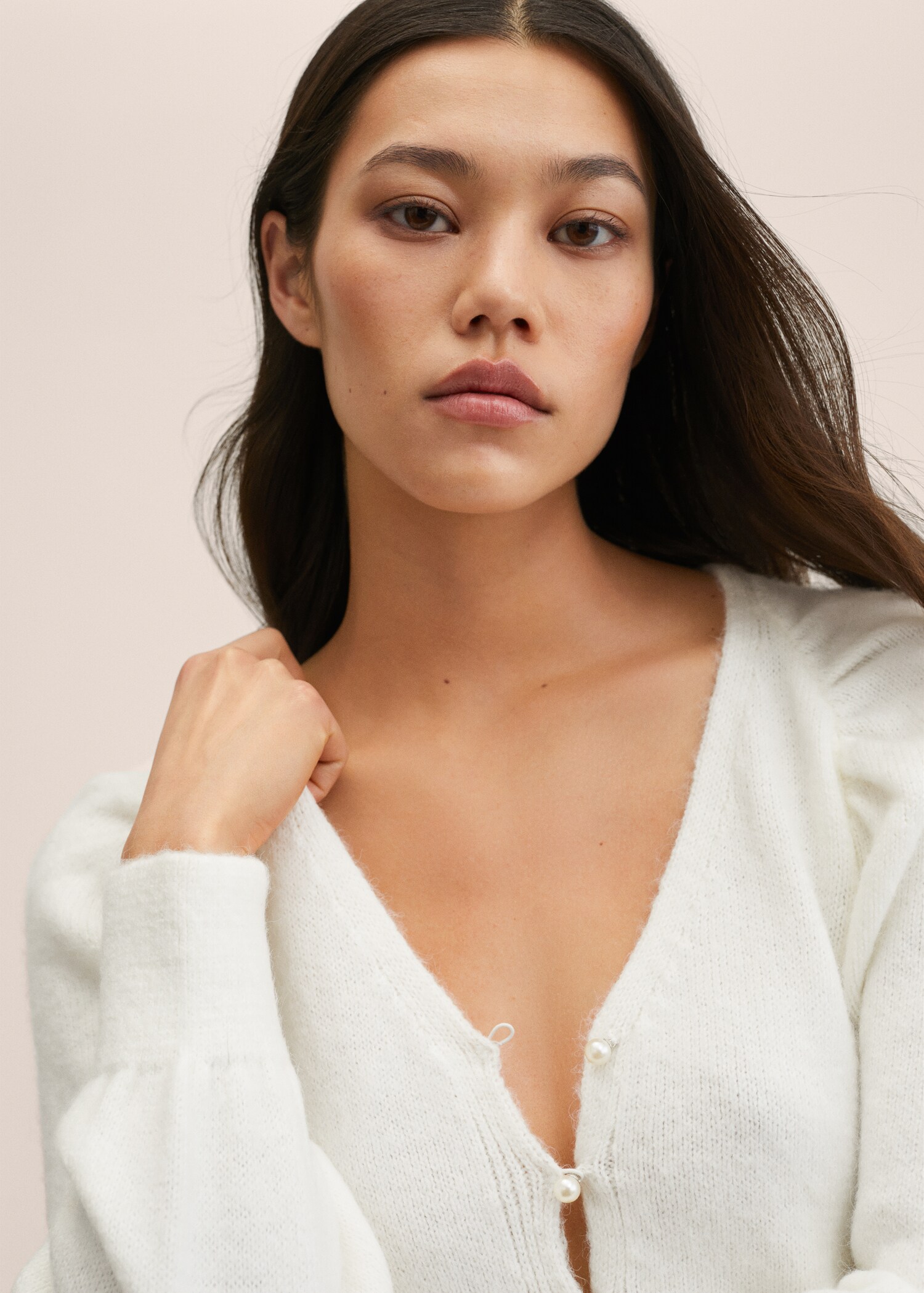 Knitted cropped cardigan - Details of the article 1