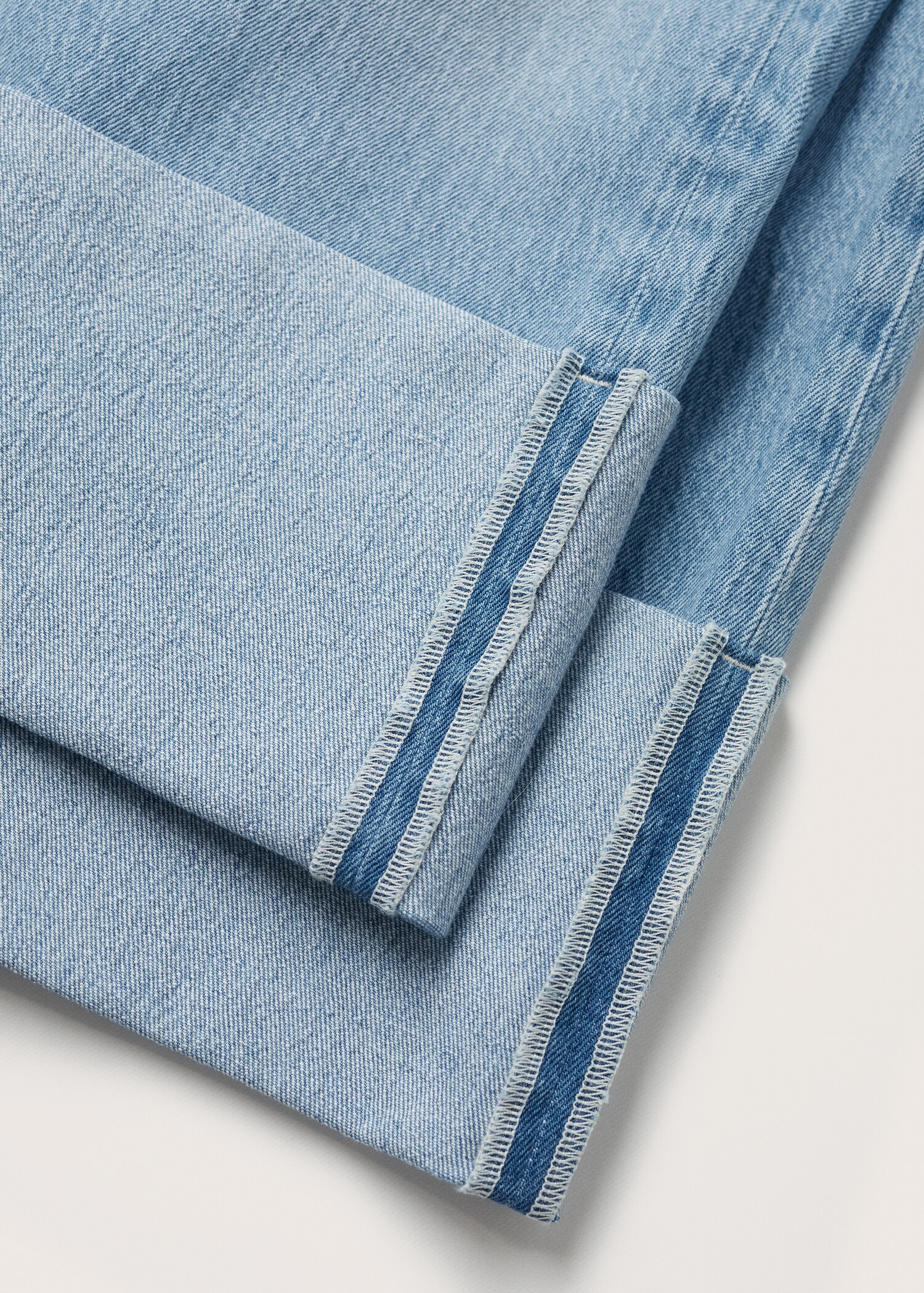 Turned-up straight jeans - Details of the article 8