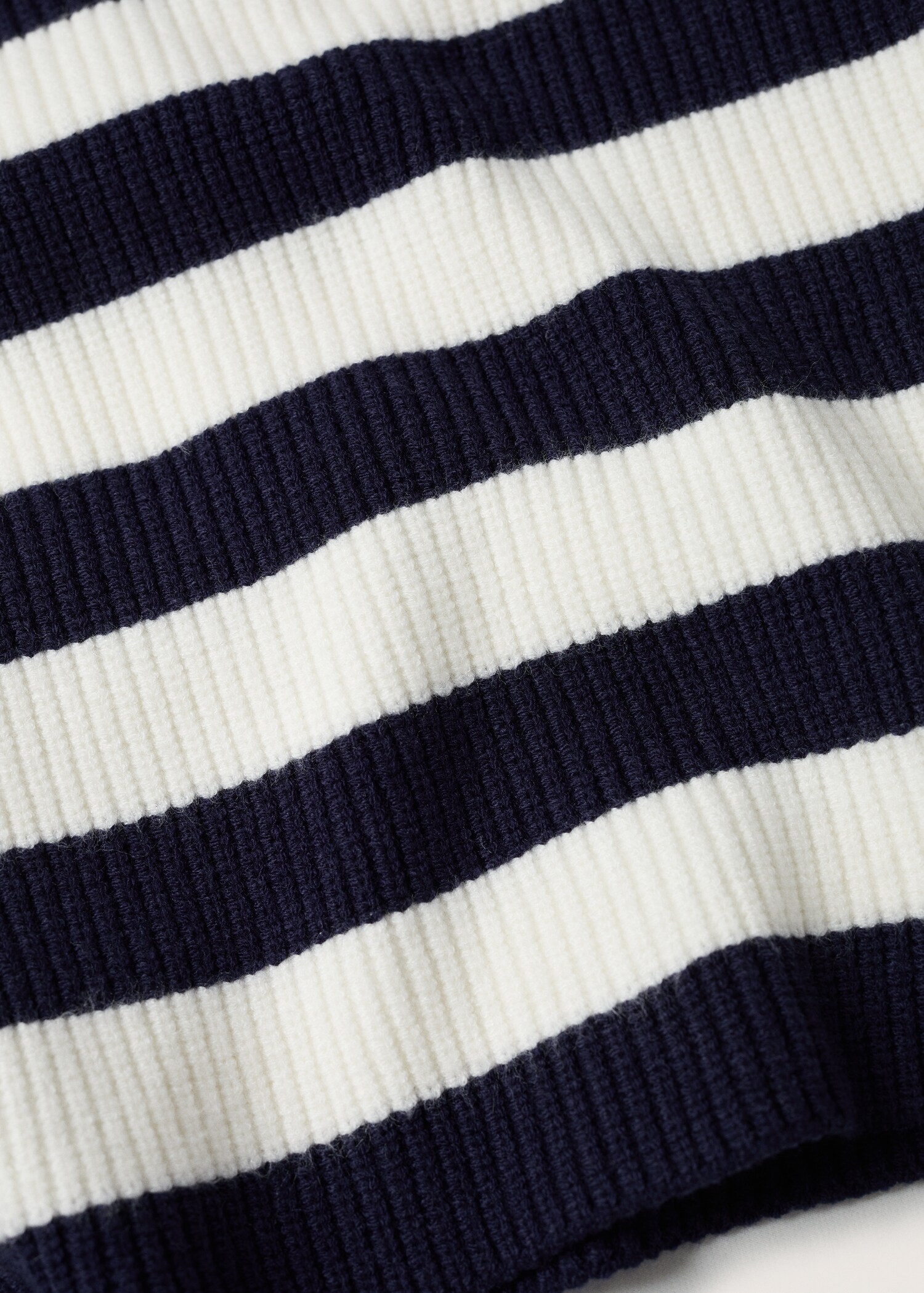 Rippstrickpullover - Detail des Artikels 8